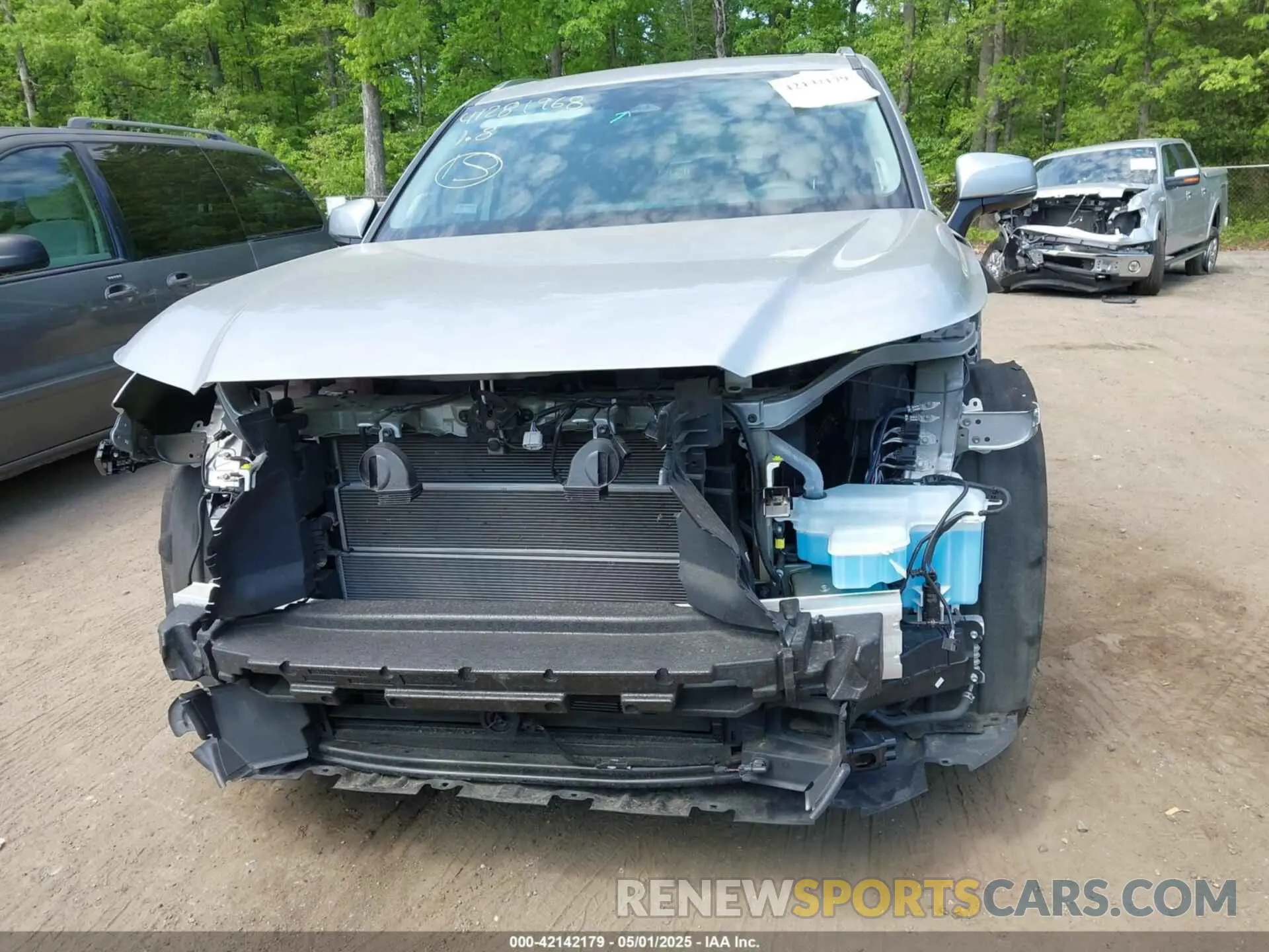 12 Photograph of a damaged car 5TDACAB52RS010775 TOYOTA GRAND HIGHLANDER 2024