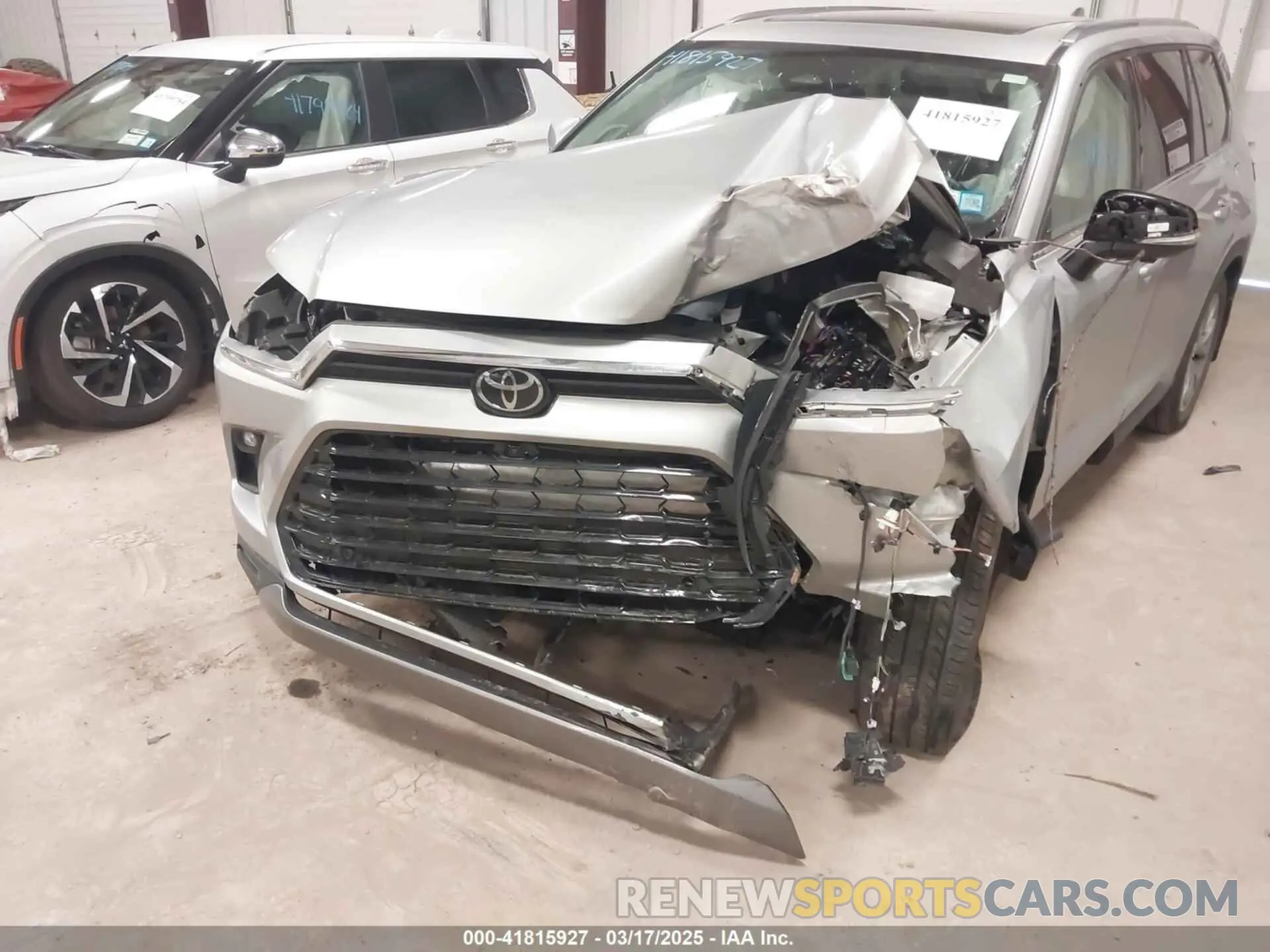 6 Photograph of a damaged car 5TDACAB56RS002775 TOYOTA GRAND HIGHLANDER 2024