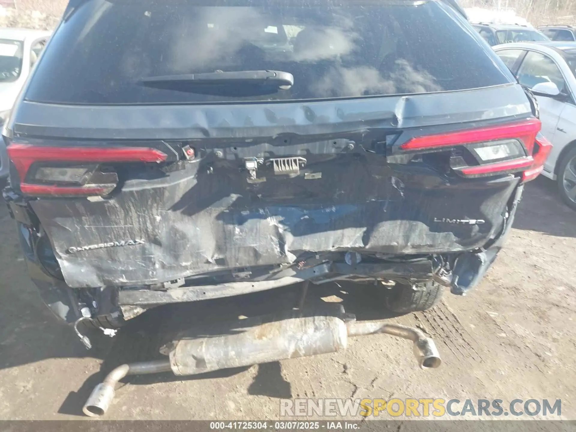 6 Photograph of a damaged car 5TDADAB58RS000426 TOYOTA GRAND HIGHLANDER 2024