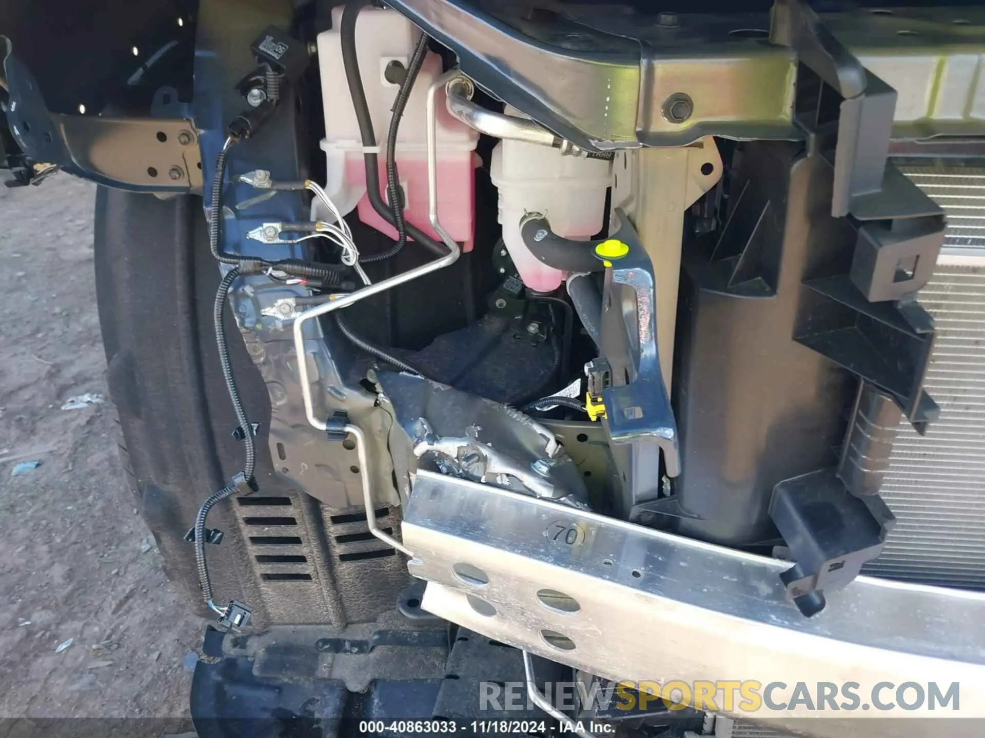 18 Photograph of a damaged car 5TDADAB59RS004811 TOYOTA GRAND HIGHLANDER 2024