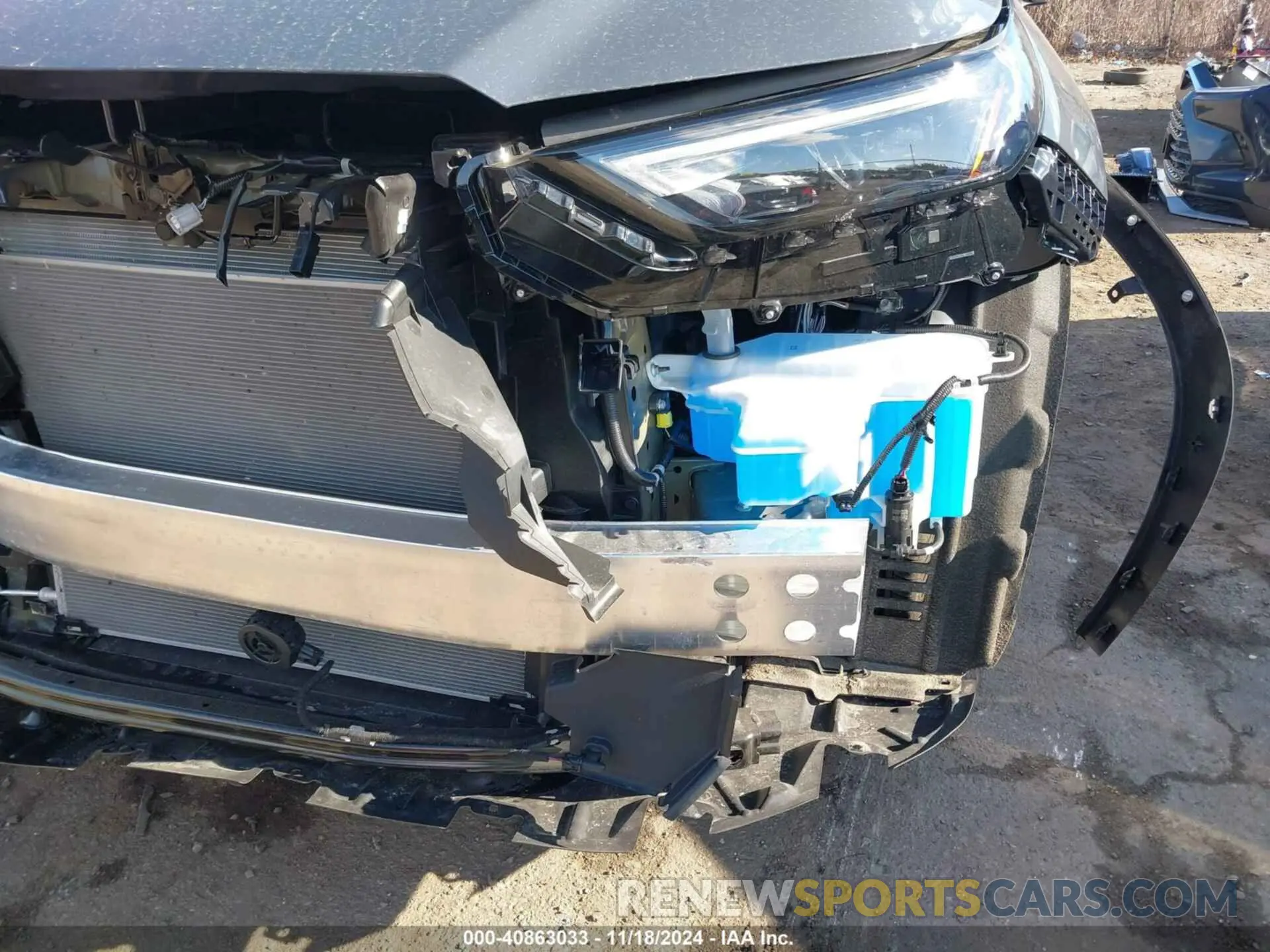 19 Photograph of a damaged car 5TDADAB59RS004811 TOYOTA GRAND HIGHLANDER 2024