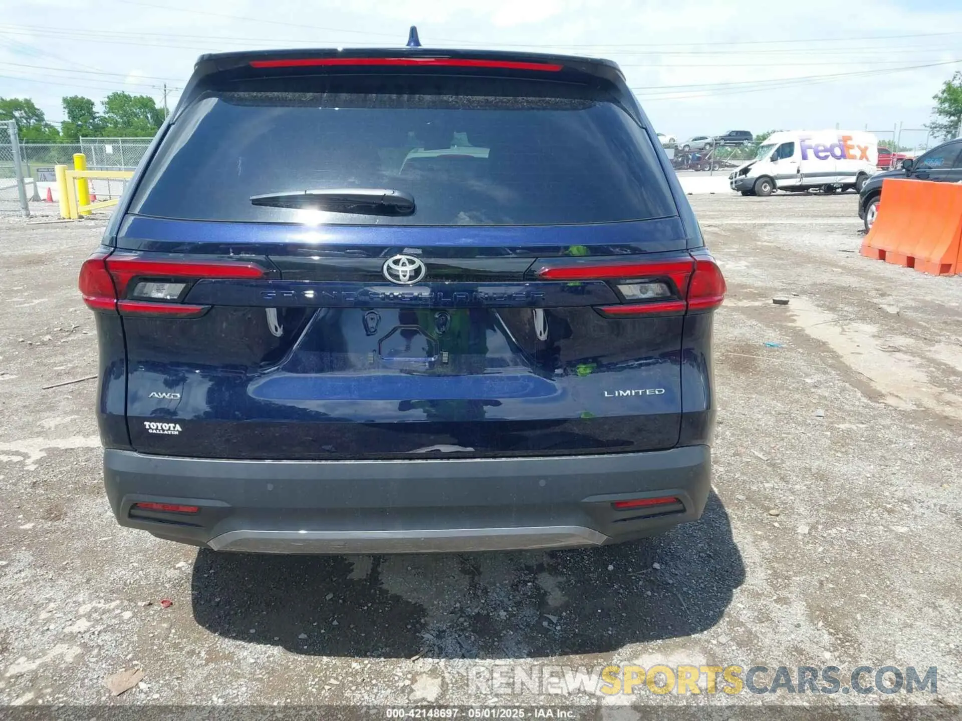 16 Photograph of a damaged car 5TDAAAB53SS077851 TOYOTA GRAND HIGHLANDER 2025