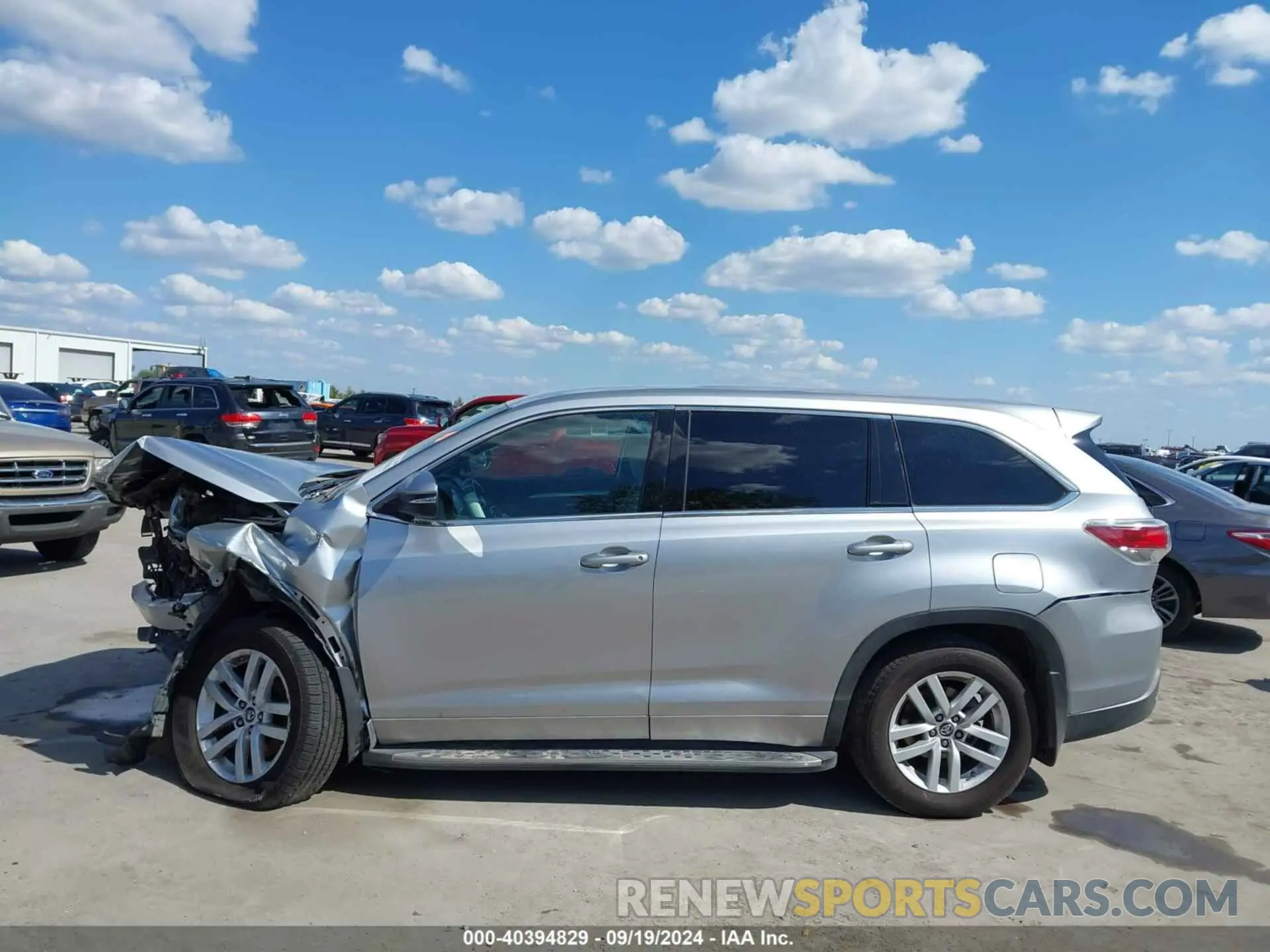 14 Photograph of a damaged car 5TDZARFHXGS021838 TOYOTA HIGHLANDER 2016