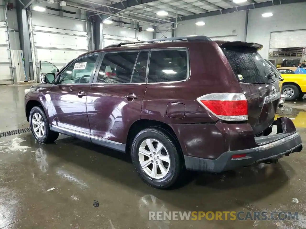 2 Photograph of a damaged car 5TDBK3EHXBS041657 TOYOTA HIGHLANDER 2019