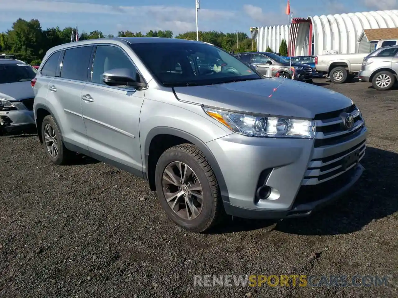 1 Photograph of a damaged car 5TDBZRFH0KS932019 TOYOTA HIGHLANDER 2019