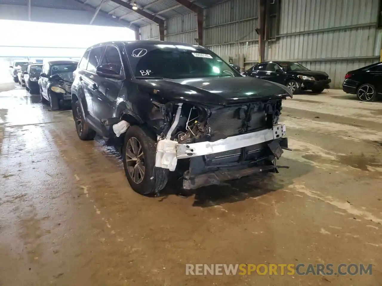 1 Photograph of a damaged car 5TDBZRFH0KS980149 TOYOTA HIGHLANDER 2019