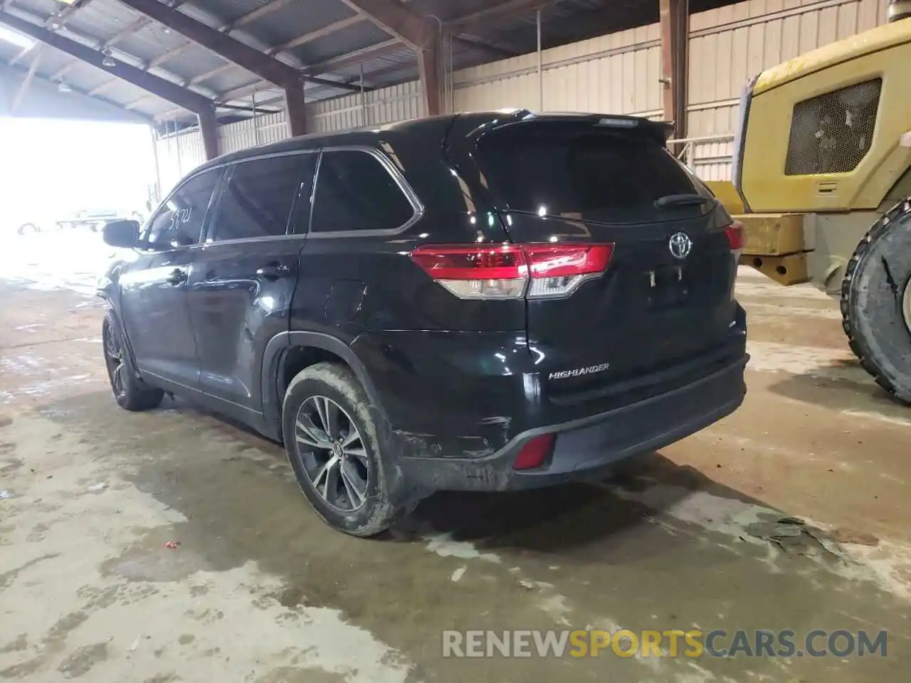 3 Photograph of a damaged car 5TDBZRFH0KS980149 TOYOTA HIGHLANDER 2019