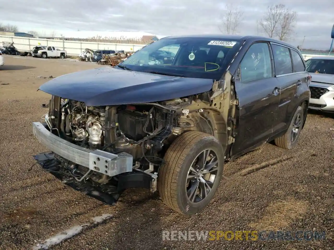 2 Photograph of a damaged car 5TDBZRFH1KS708869 TOYOTA HIGHLANDER 2019