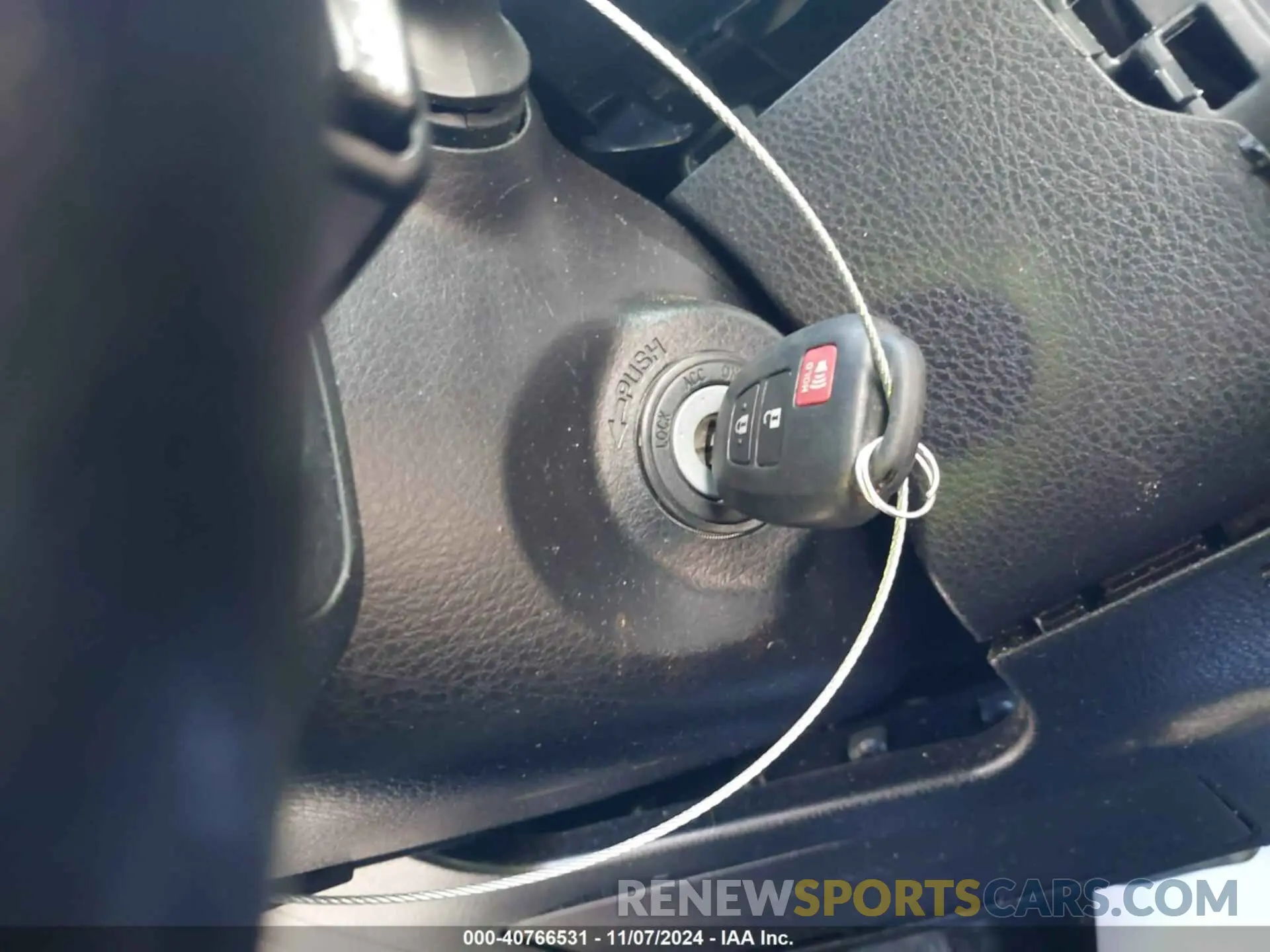 11 Photograph of a damaged car 5TDBZRFH1KS740172 TOYOTA HIGHLANDER 2019