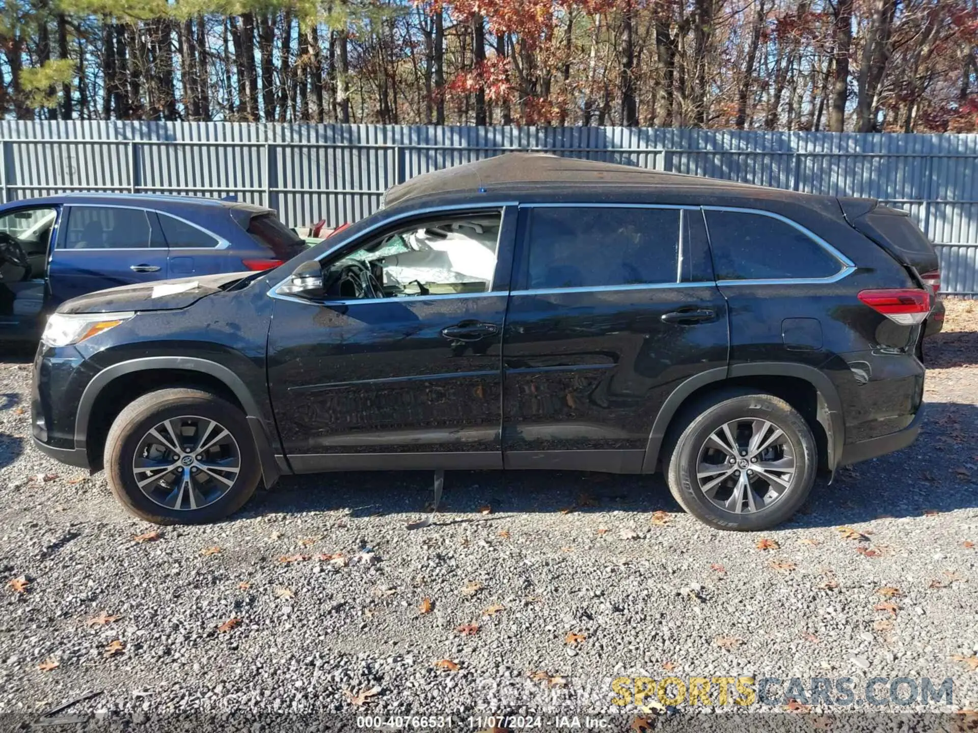14 Photograph of a damaged car 5TDBZRFH1KS740172 TOYOTA HIGHLANDER 2019