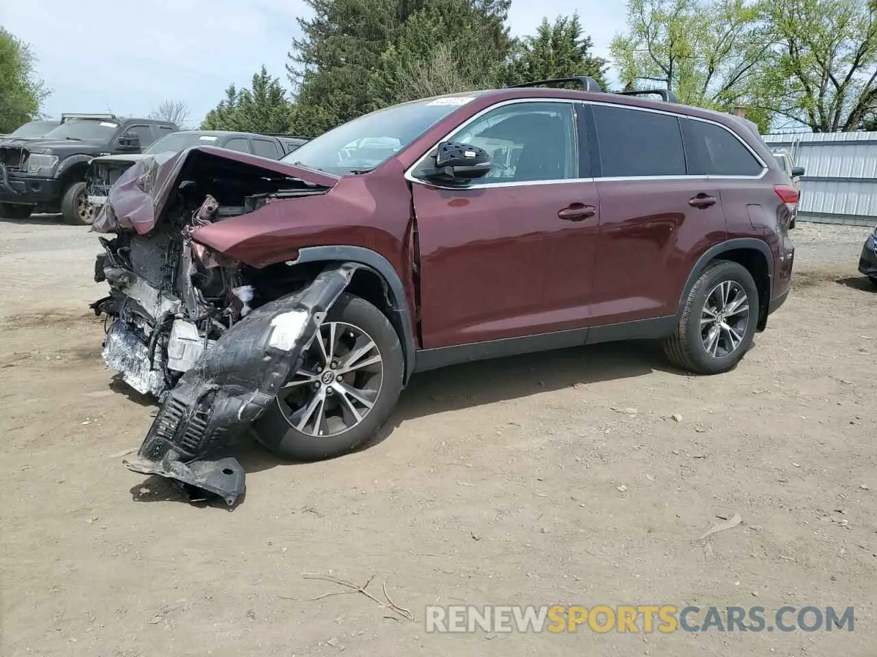 1 Photograph of a damaged car 5TDBZRFH1KS741760 TOYOTA HIGHLANDER 2019