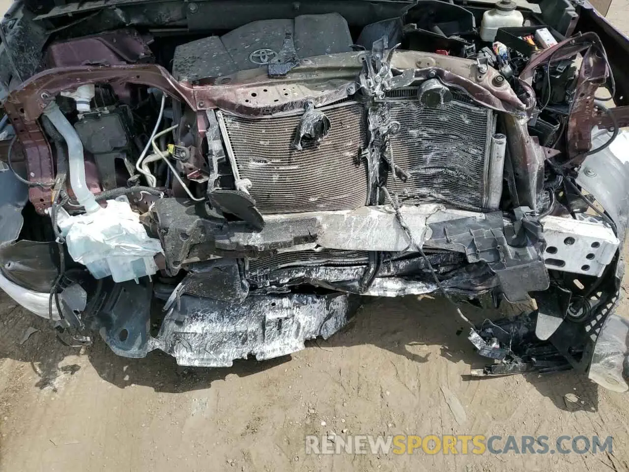 12 Photograph of a damaged car 5TDBZRFH1KS741760 TOYOTA HIGHLANDER 2019