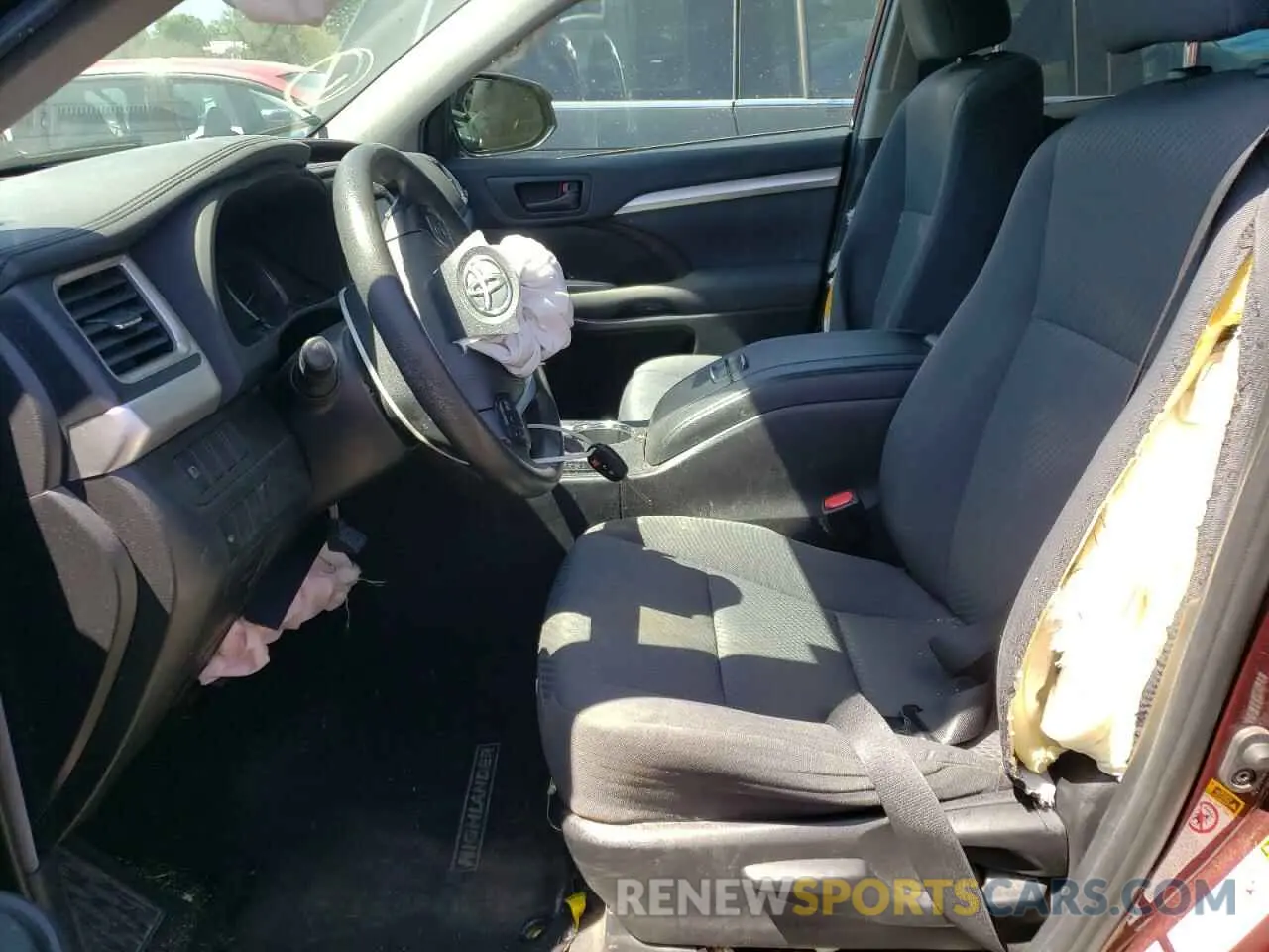 7 Photograph of a damaged car 5TDBZRFH1KS741760 TOYOTA HIGHLANDER 2019
