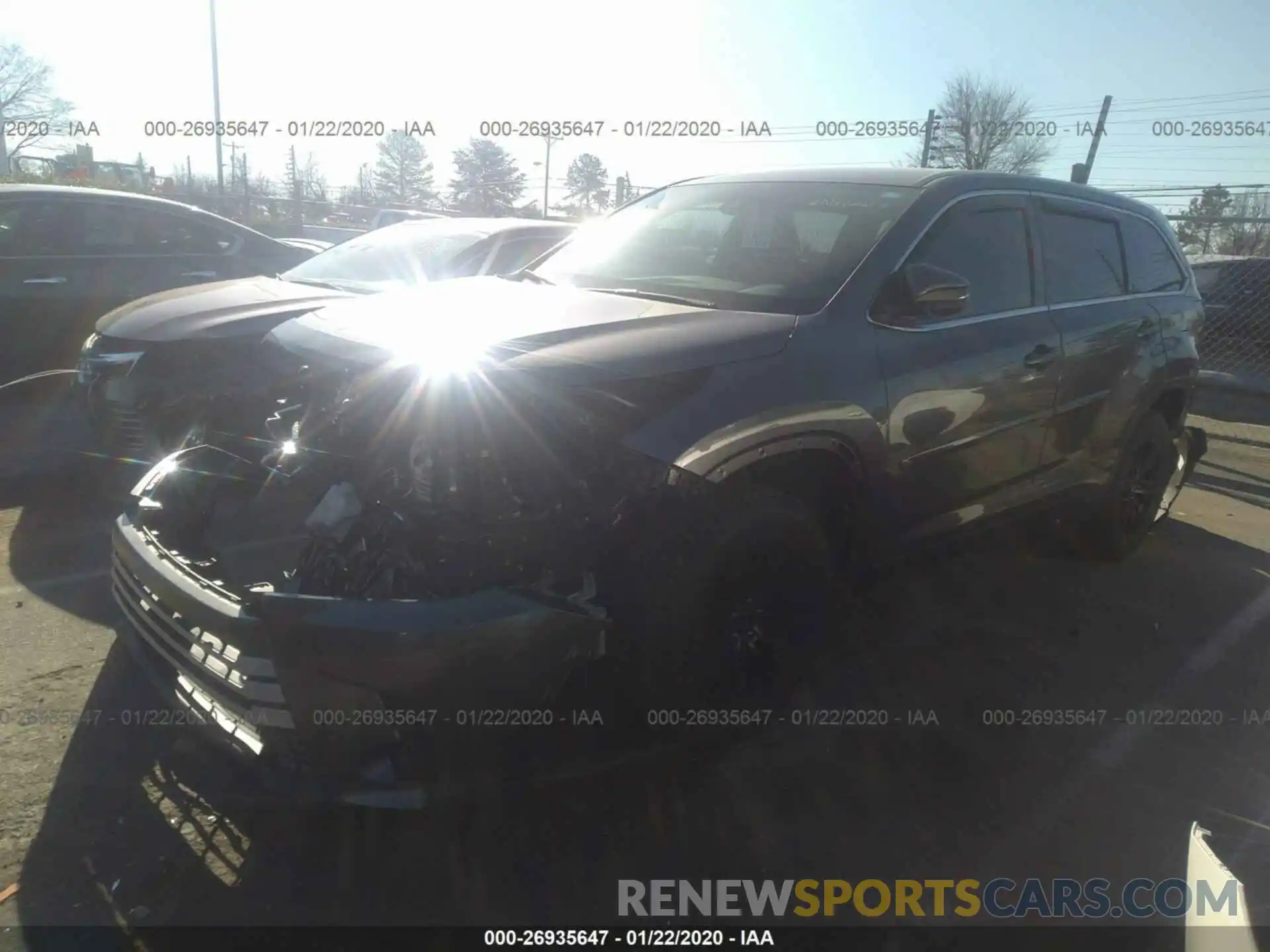 2 Photograph of a damaged car 5TDBZRFH1KS937326 TOYOTA HIGHLANDER 2019