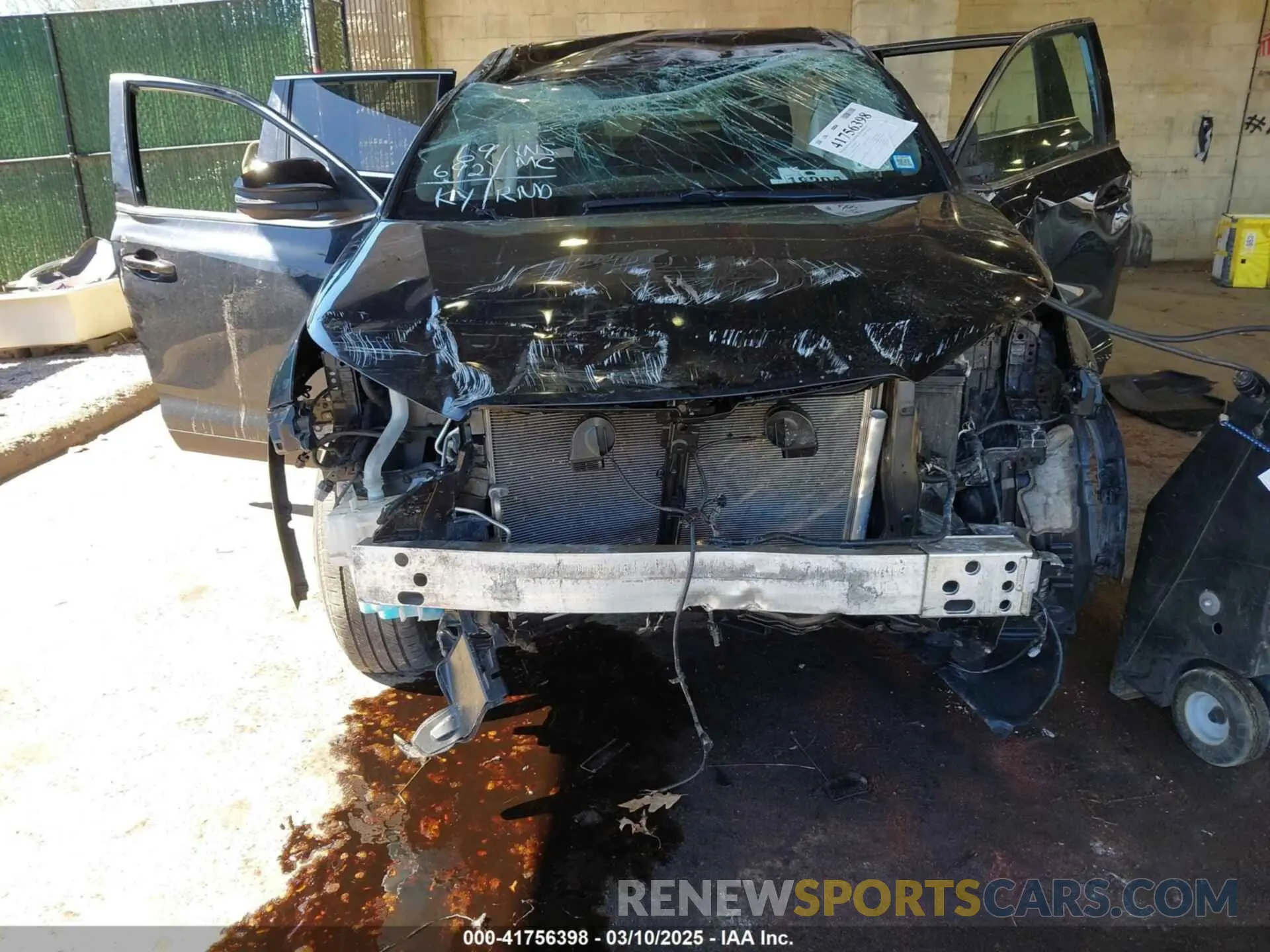 6 Photograph of a damaged car 5TDBZRFH2KS743601 TOYOTA HIGHLANDER 2019