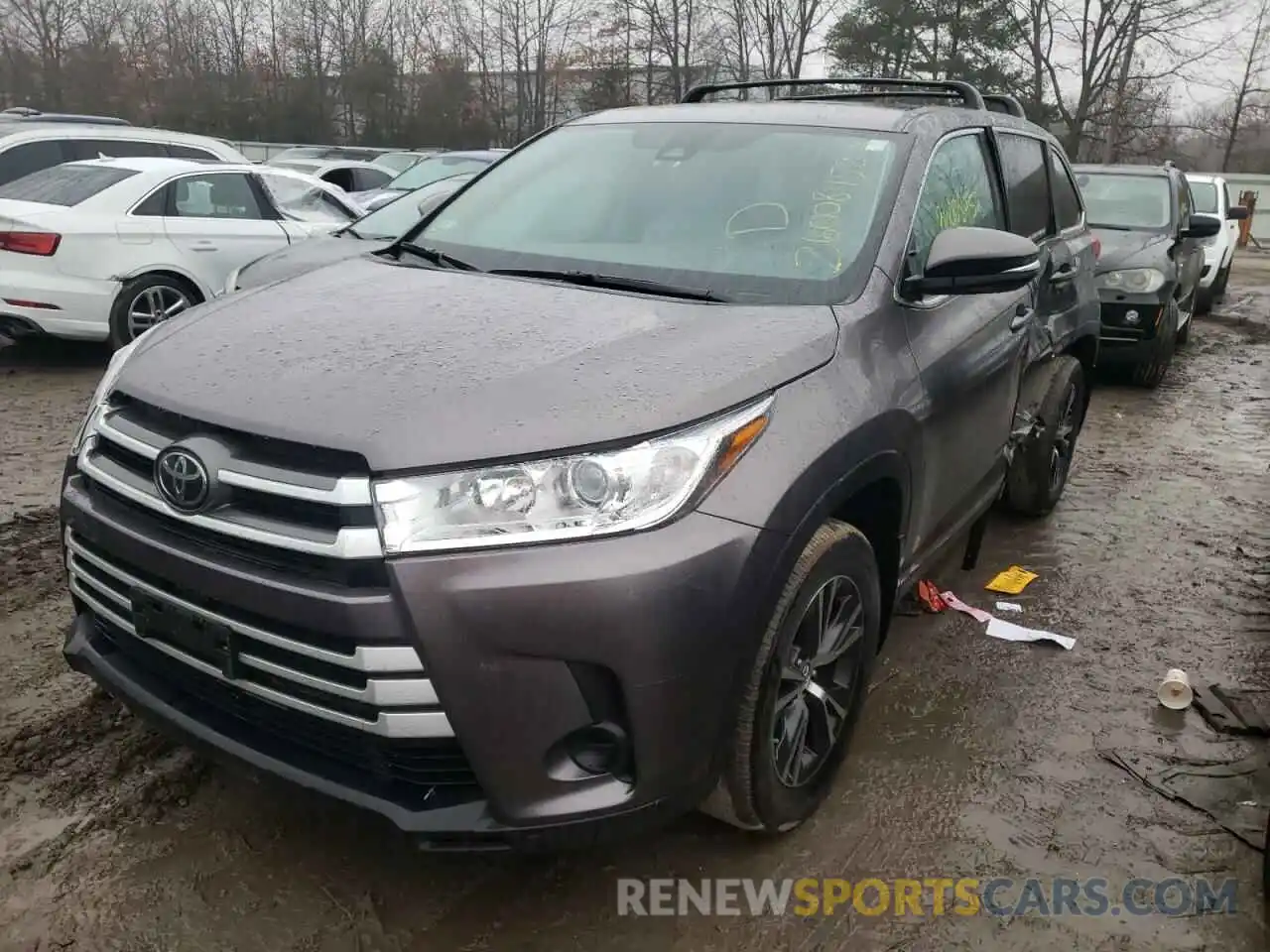 2 Photograph of a damaged car 5TDBZRFH2KS964762 TOYOTA HIGHLANDER 2019