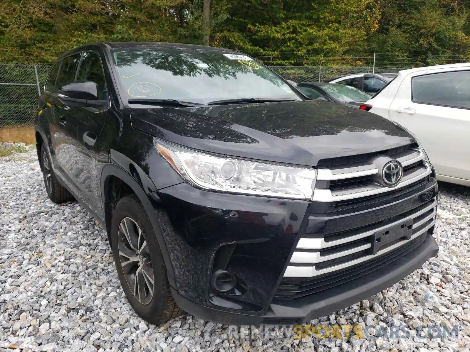 1 Photograph of a damaged car 5TDBZRFH3KS719937 TOYOTA HIGHLANDER 2019