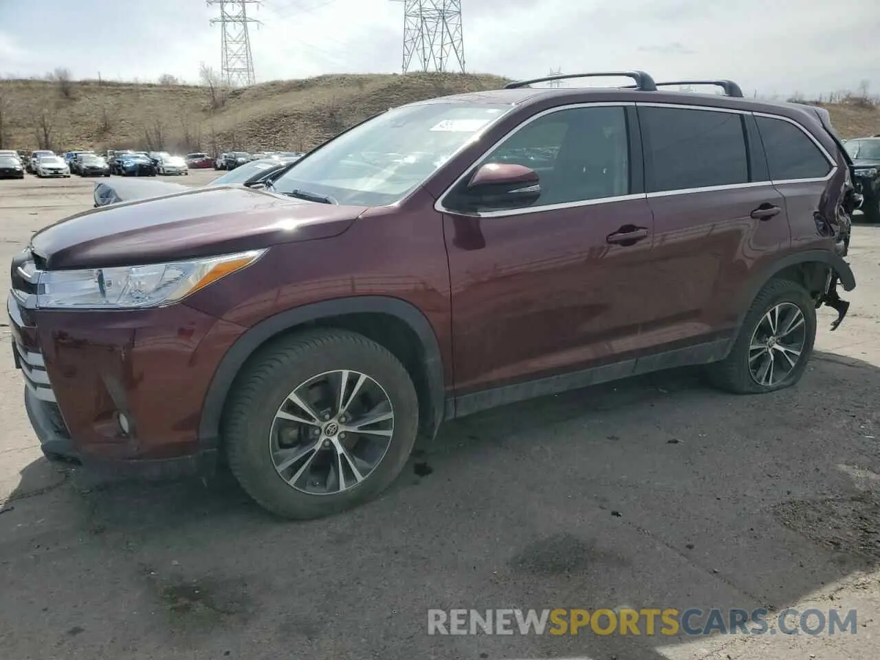 1 Photograph of a damaged car 5TDBZRFH3KS746281 TOYOTA HIGHLANDER 2019