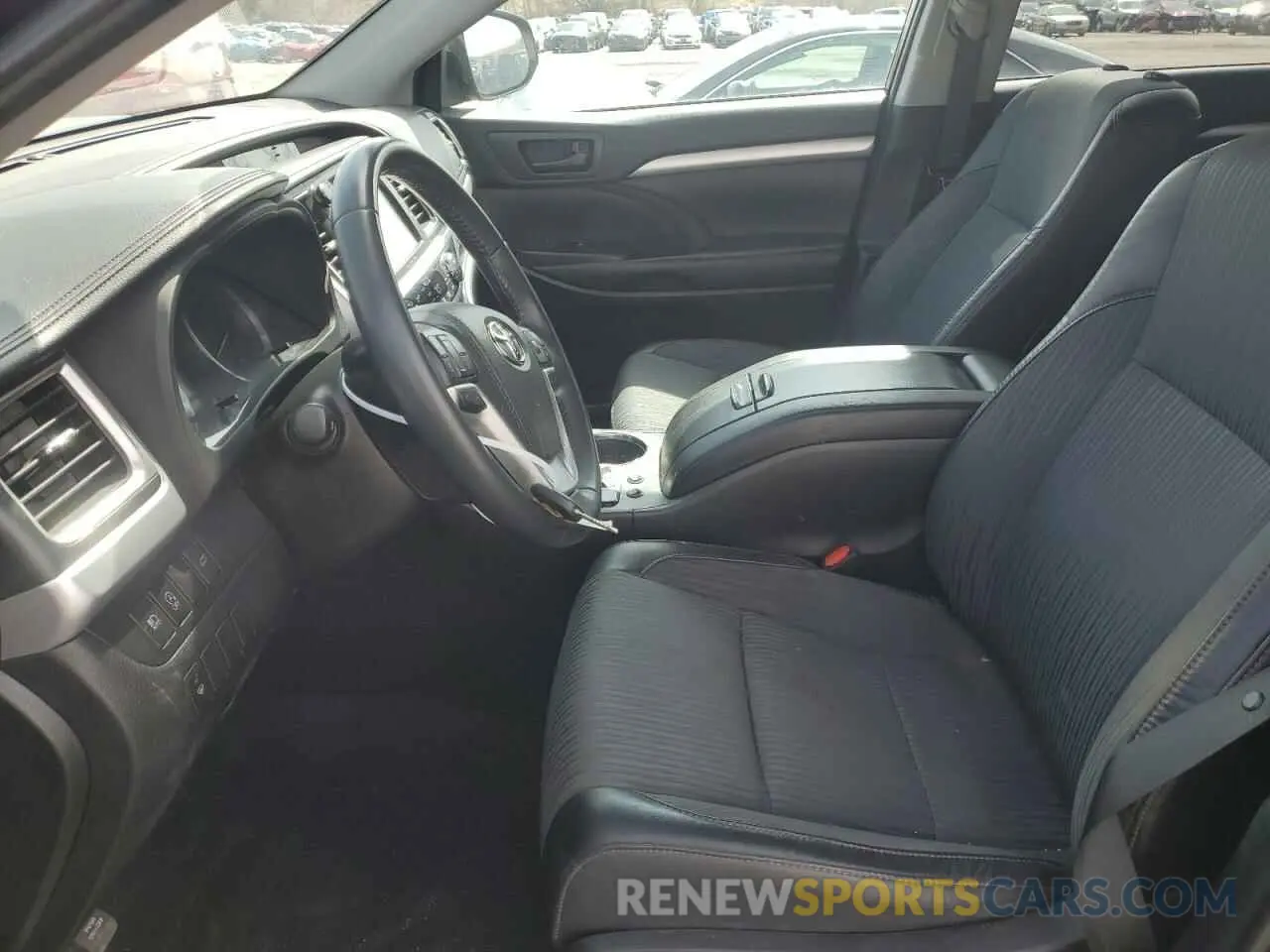 7 Photograph of a damaged car 5TDBZRFH3KS746281 TOYOTA HIGHLANDER 2019