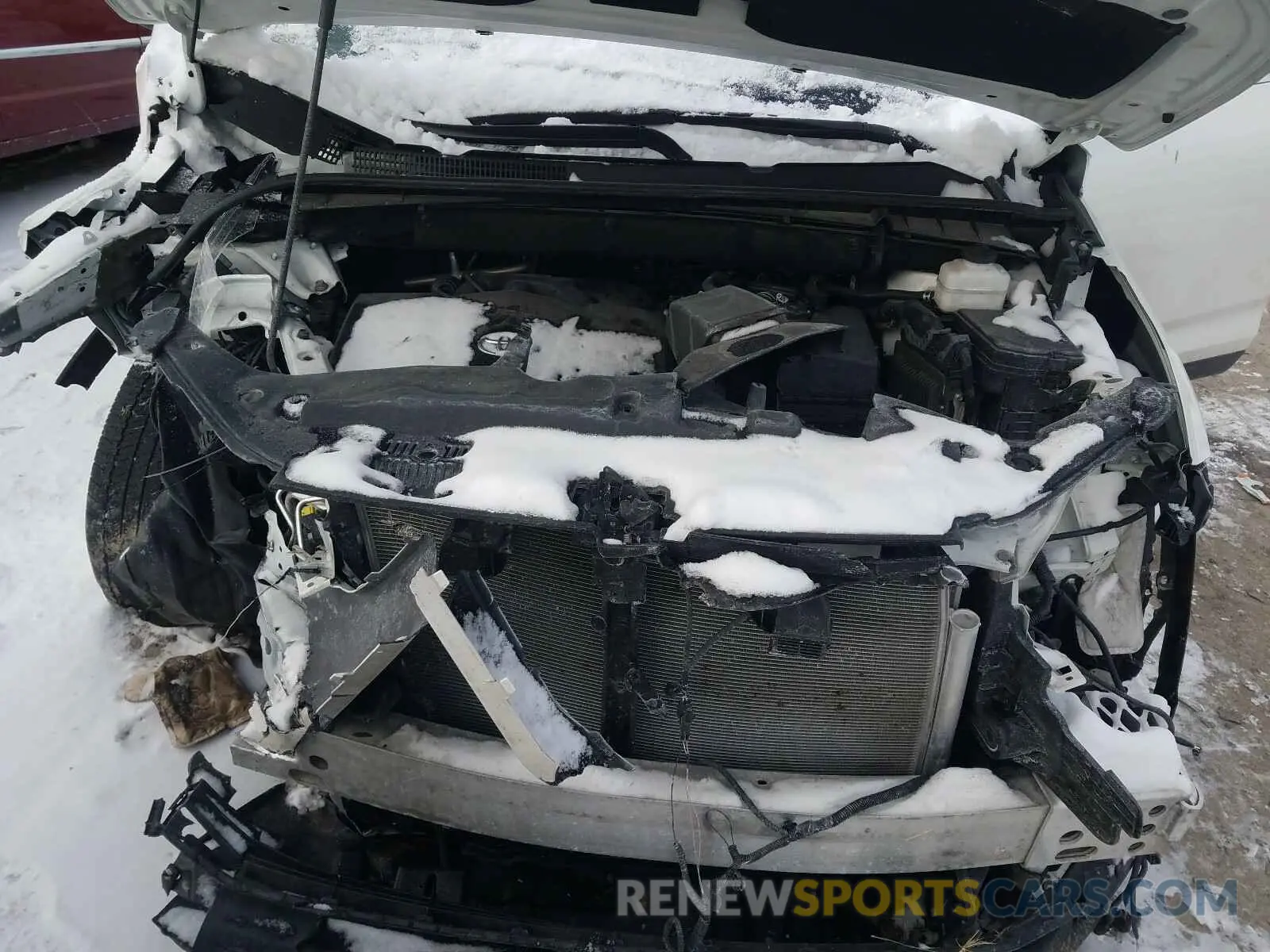 7 Photograph of a damaged car 5TDBZRFH3KS934704 TOYOTA HIGHLANDER 2019