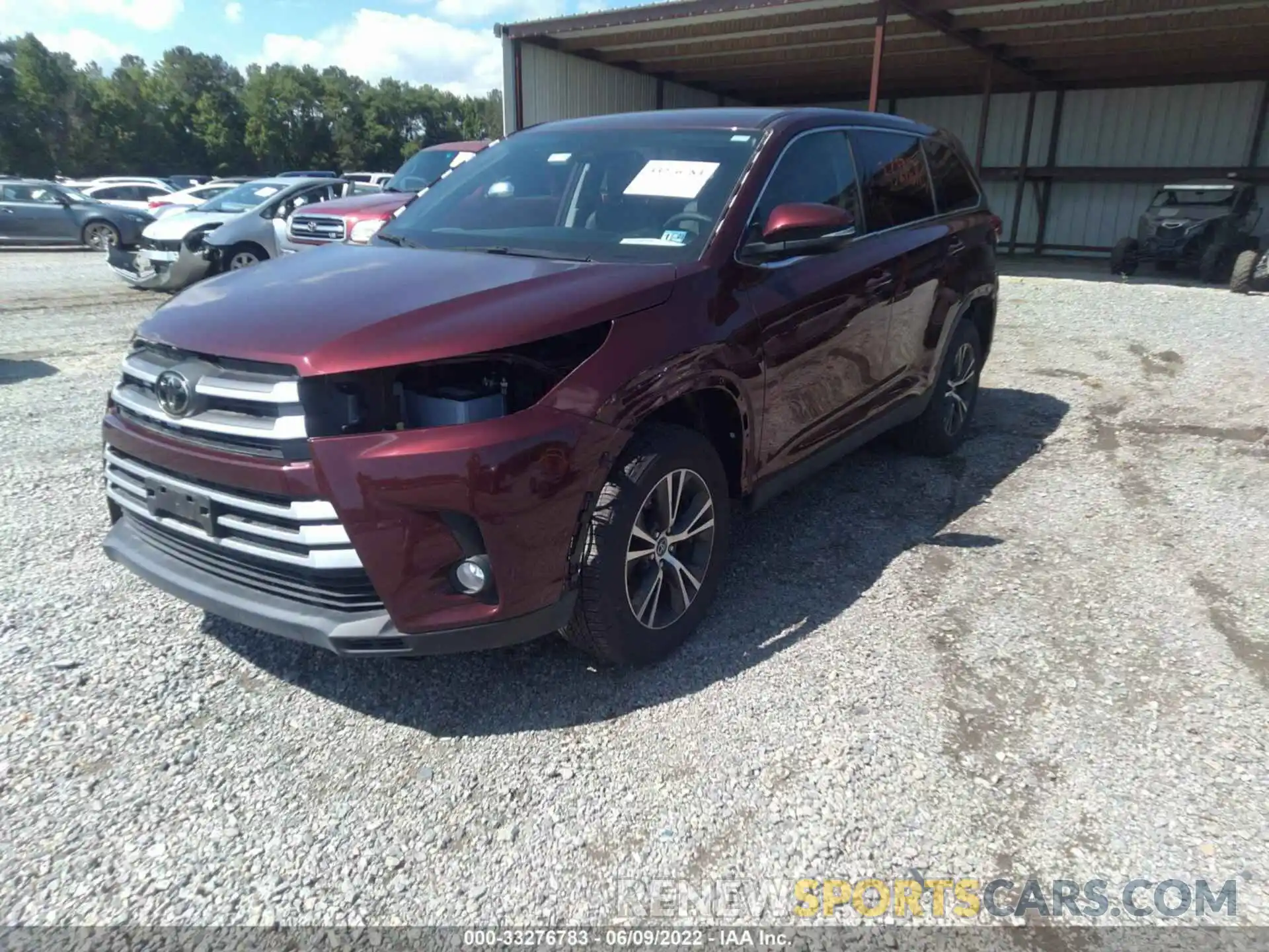 2 Photograph of a damaged car 5TDBZRFH3KS942608 TOYOTA HIGHLANDER 2019