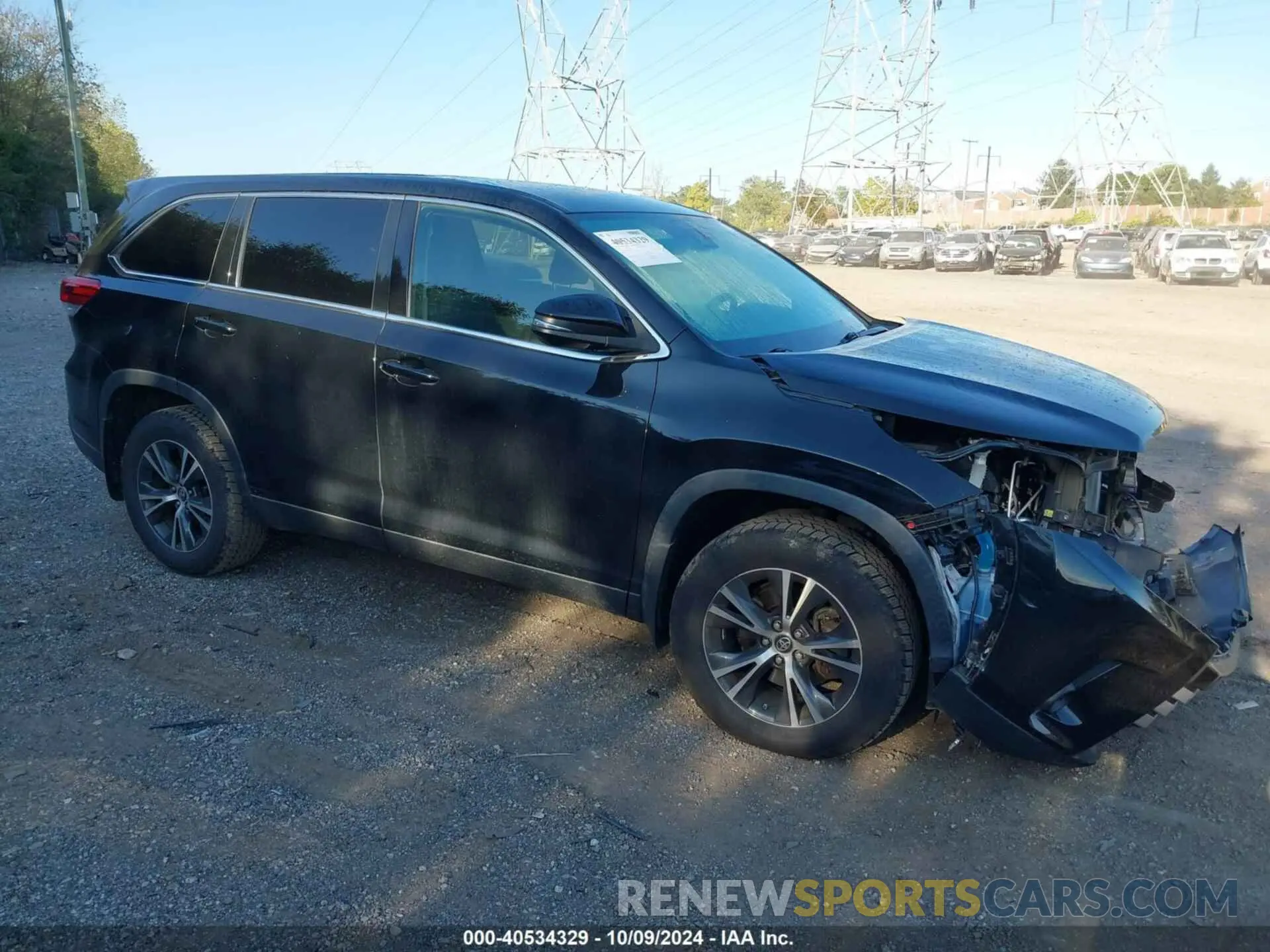 1 Photograph of a damaged car 5TDBZRFH3KS974880 TOYOTA HIGHLANDER 2019
