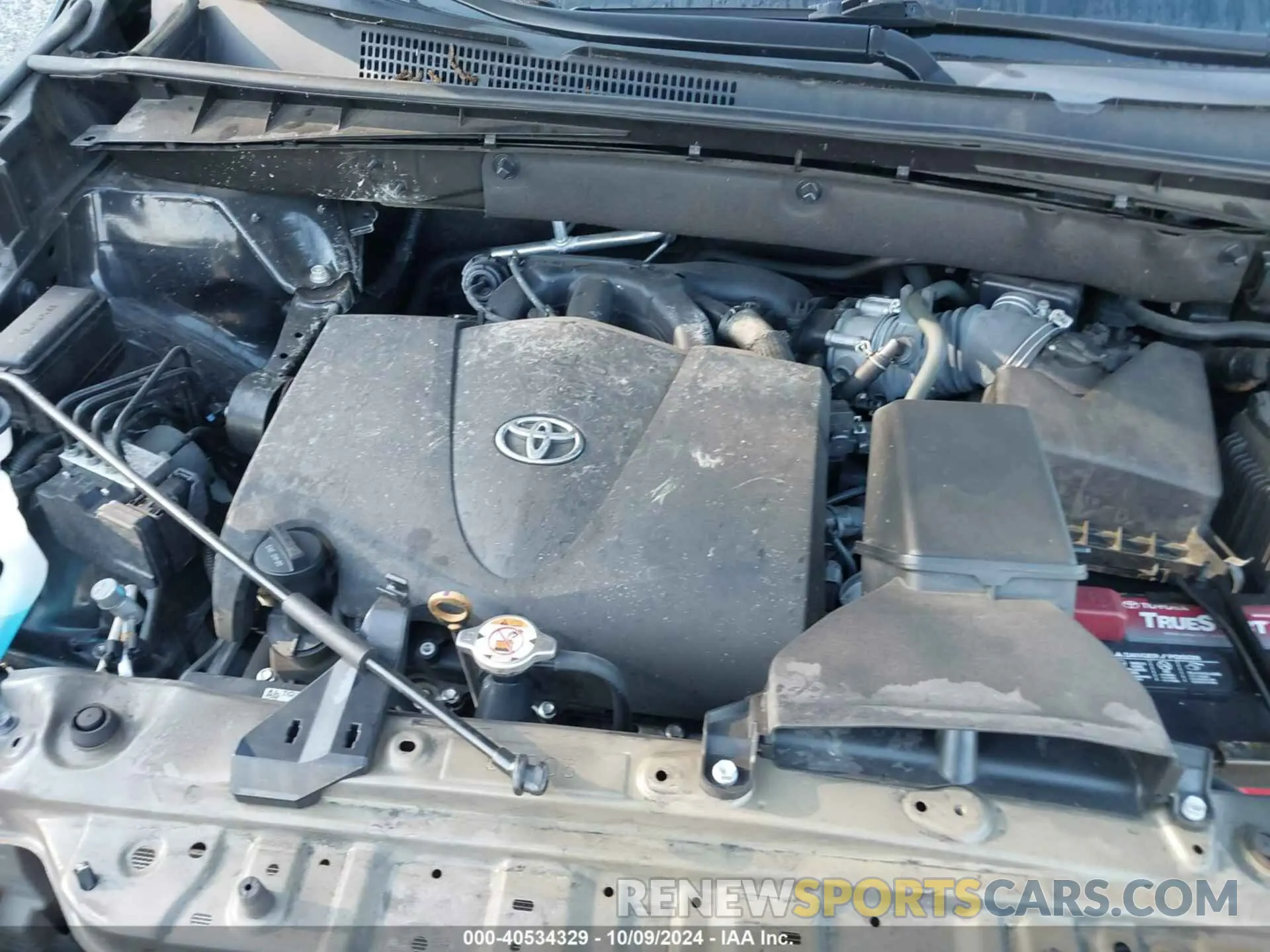 10 Photograph of a damaged car 5TDBZRFH3KS974880 TOYOTA HIGHLANDER 2019