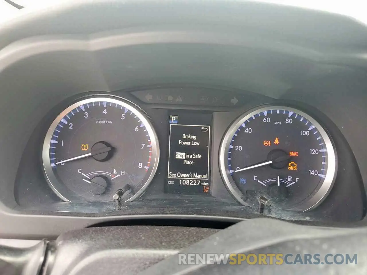9 Photograph of a damaged car 5TDBZRFH4KS929527 TOYOTA HIGHLANDER 2019
