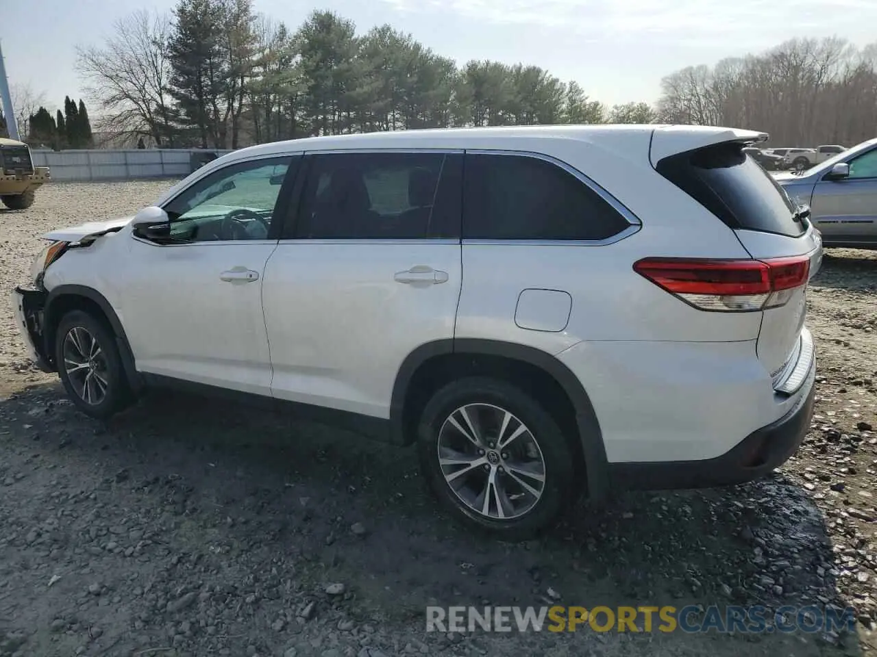 2 Photograph of a damaged car 5TDBZRFH5KS707188 TOYOTA HIGHLANDER 2019