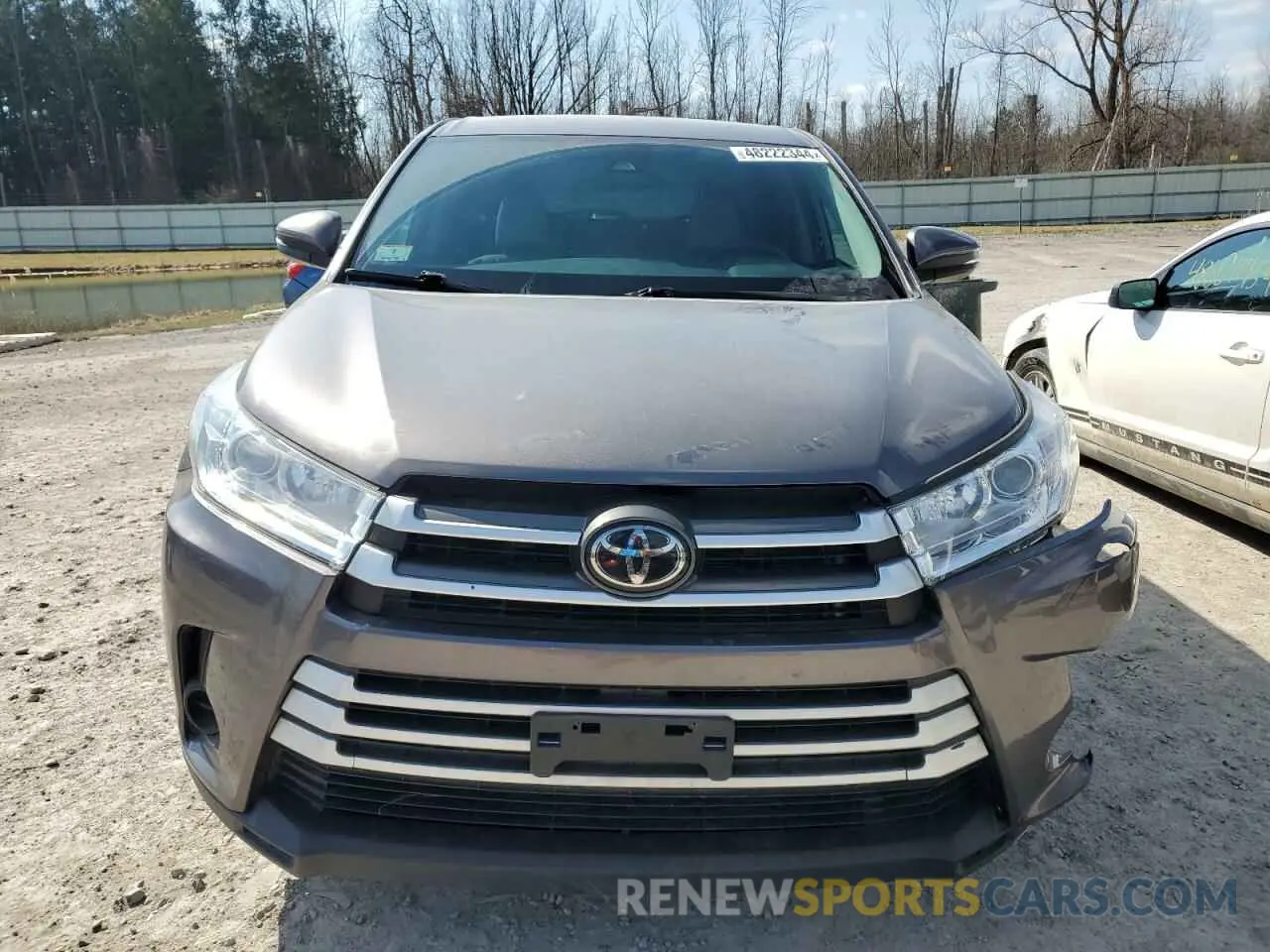 5 Photograph of a damaged car 5TDBZRFH5KS722273 TOYOTA HIGHLANDER 2019
