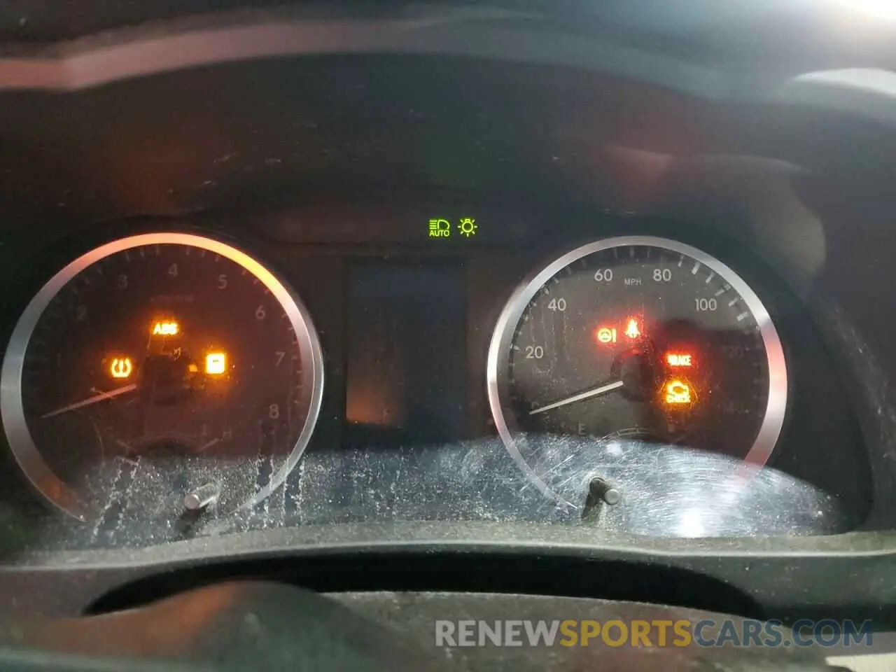9 Photograph of a damaged car 5TDBZRFH5KS953870 TOYOTA HIGHLANDER 2019
