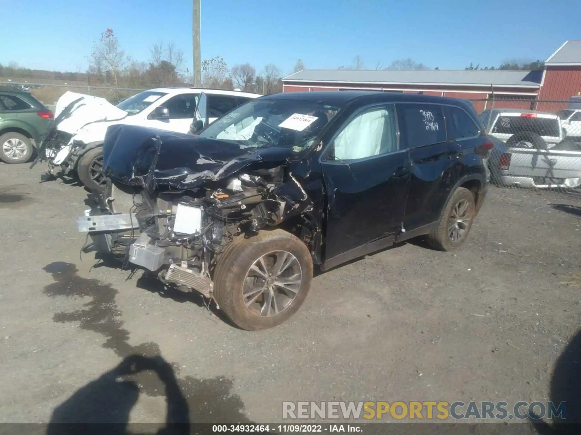 6 Photograph of a damaged car 5TDBZRFH6KS708883 TOYOTA HIGHLANDER 2019