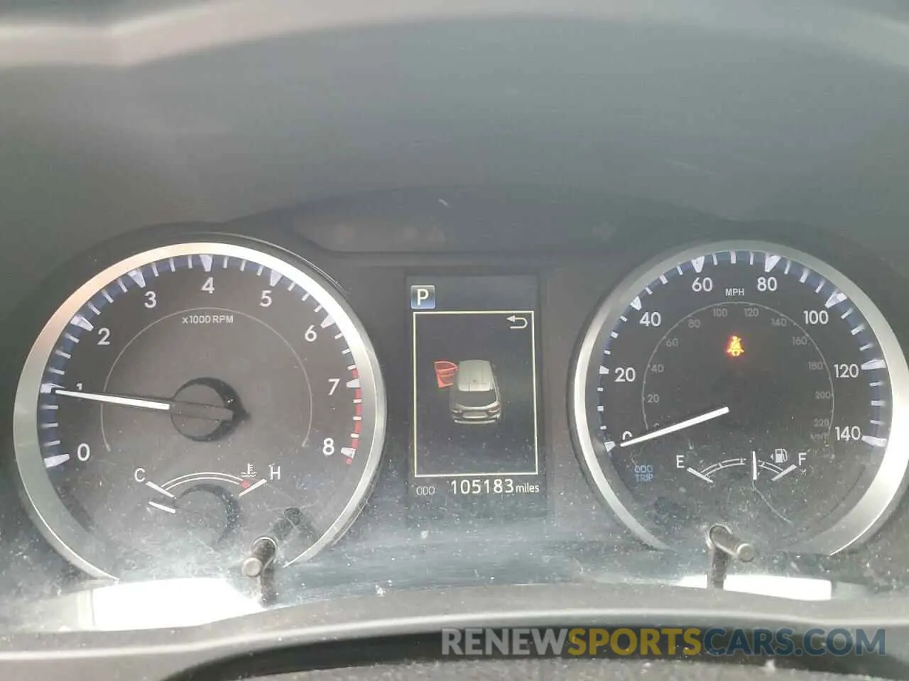 9 Photograph of a damaged car 5TDBZRFH6KS731452 TOYOTA HIGHLANDER 2019