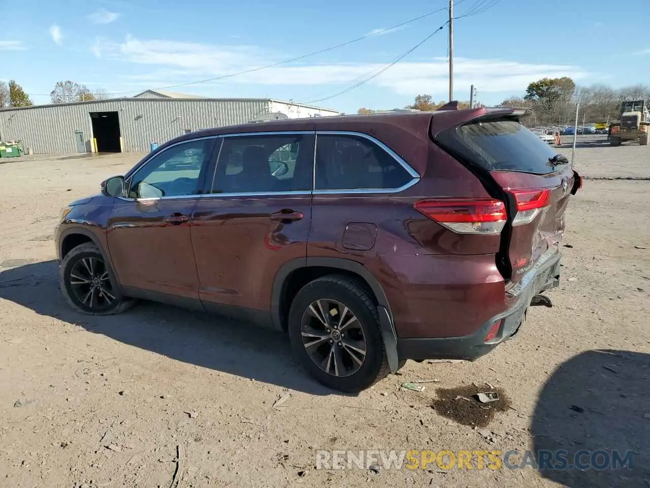 2 Photograph of a damaged car 5TDBZRFH6KS930243 TOYOTA HIGHLANDER 2019