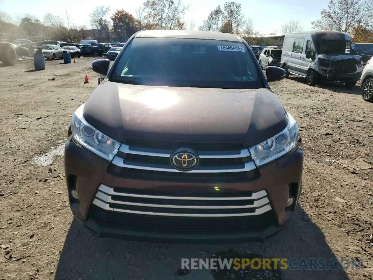 5 Photograph of a damaged car 5TDBZRFH6KS930243 TOYOTA HIGHLANDER 2019