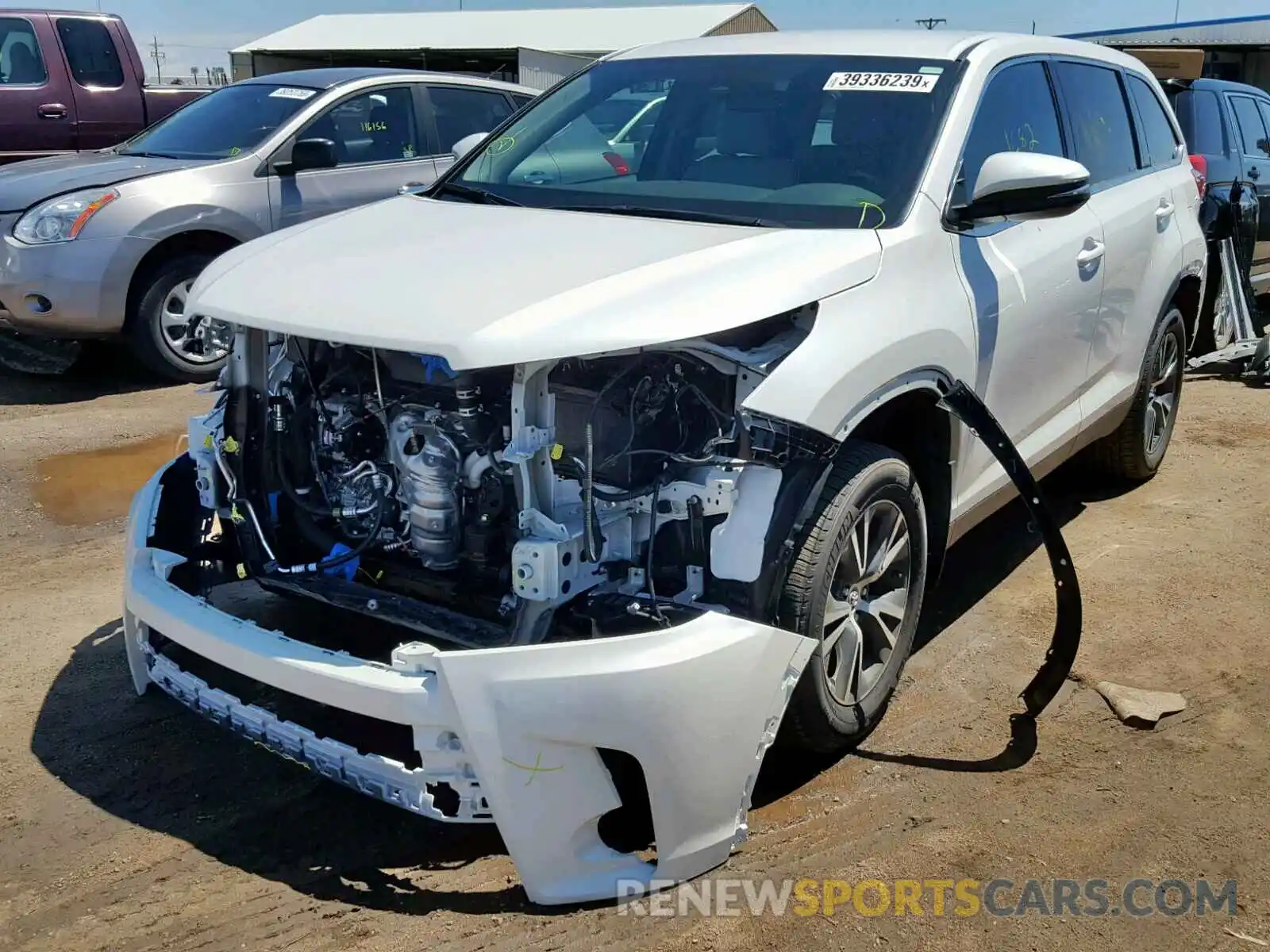 2 Photograph of a damaged car 5TDBZRFH6KS938150 TOYOTA HIGHLANDER 2019