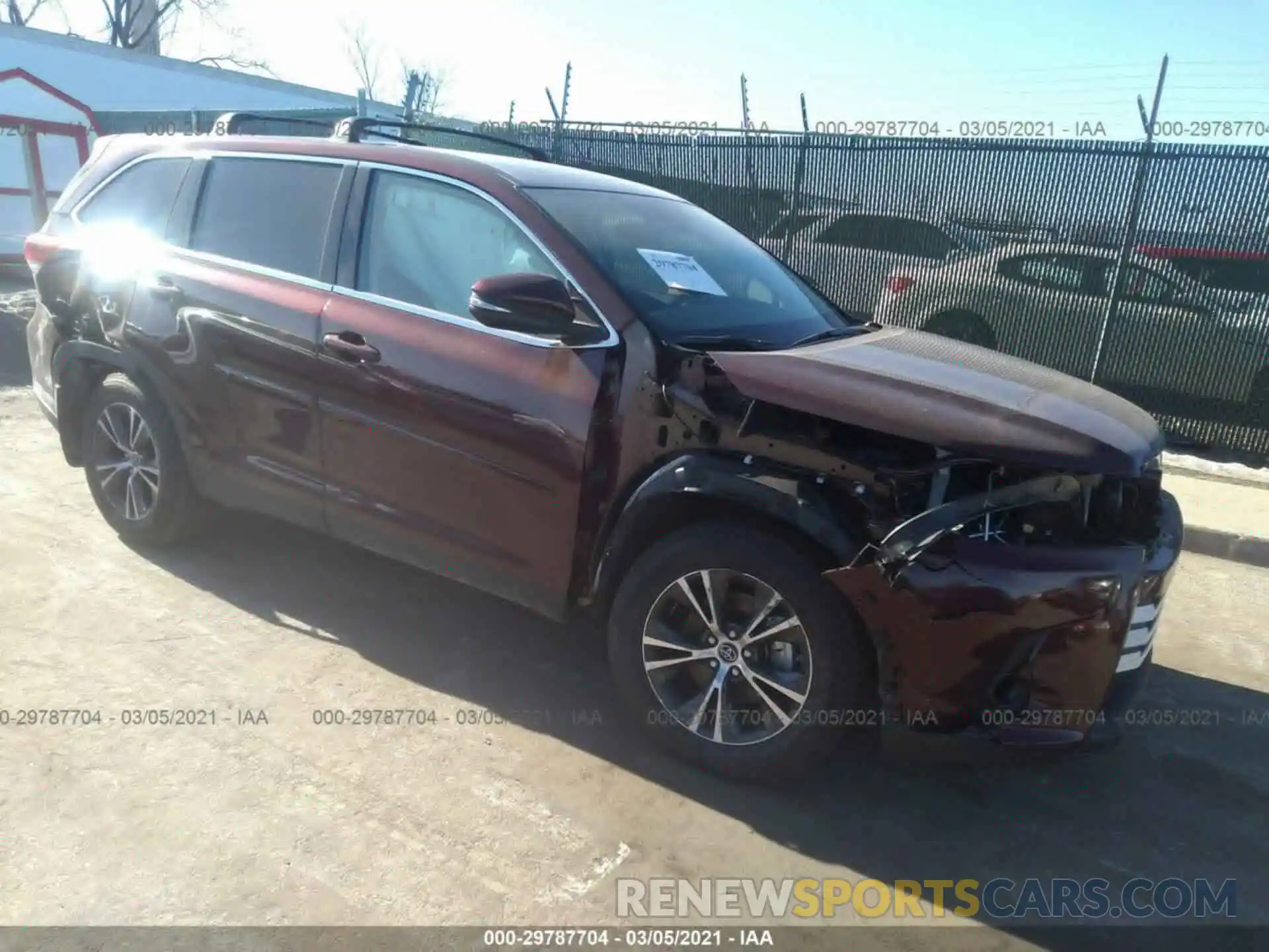 1 Photograph of a damaged car 5TDBZRFH6KS940089 TOYOTA HIGHLANDER 2019