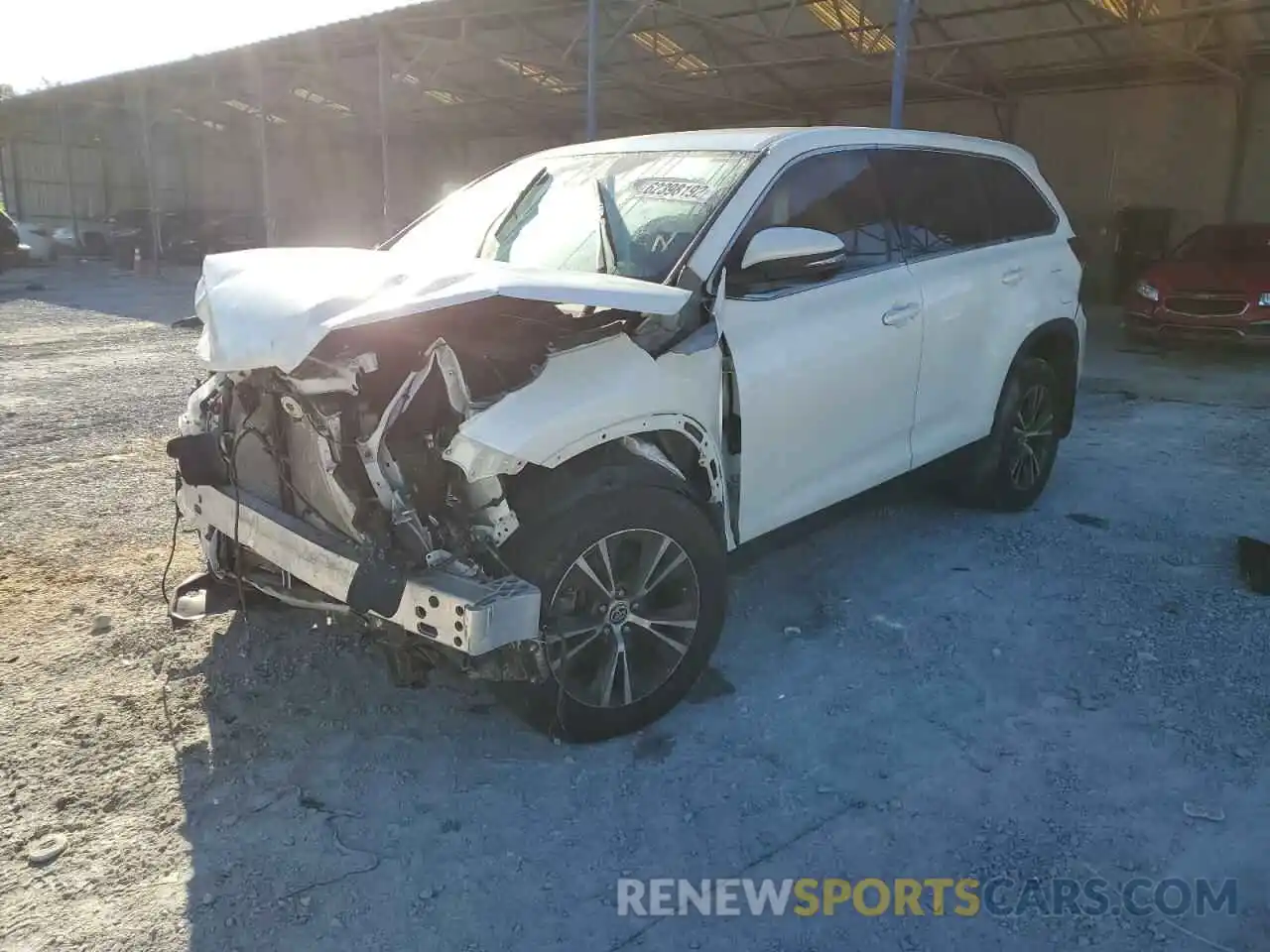 2 Photograph of a damaged car 5TDBZRFH7KS742458 TOYOTA HIGHLANDER 2019