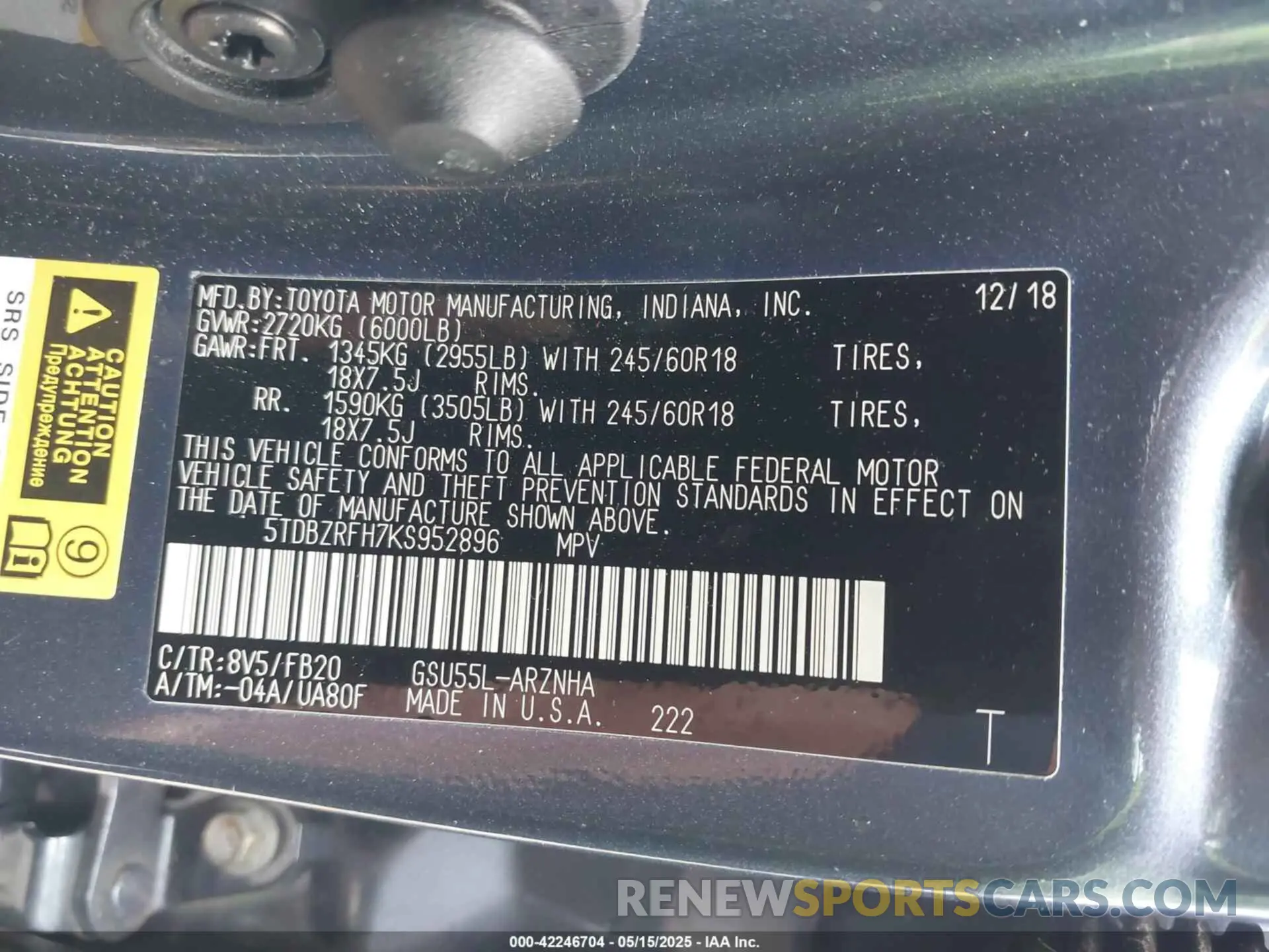 9 Photograph of a damaged car 5TDBZRFH7KS952896 TOYOTA HIGHLANDER 2019