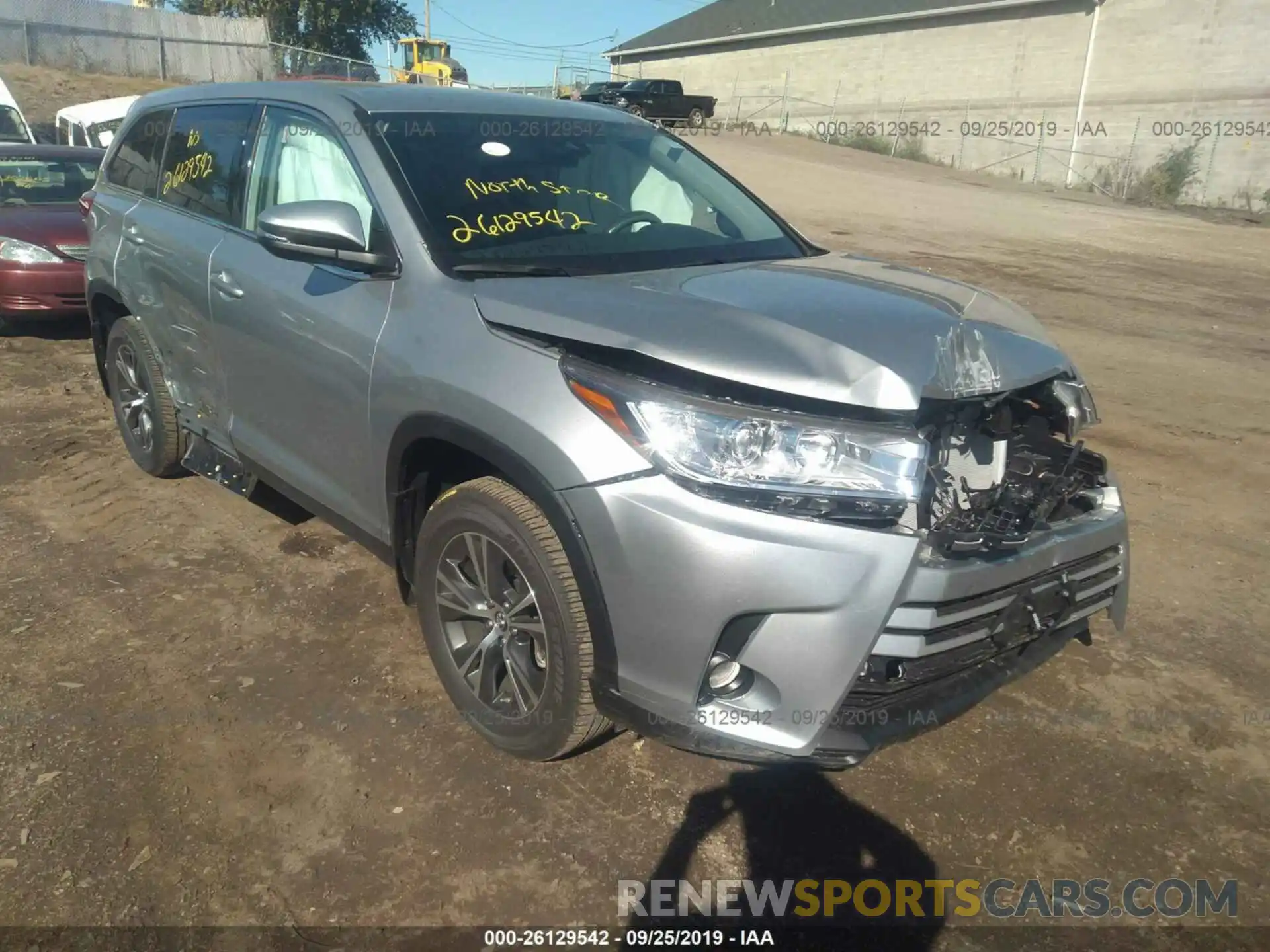 1 Photograph of a damaged car 5TDBZRFH7KS999085 TOYOTA HIGHLANDER 2019