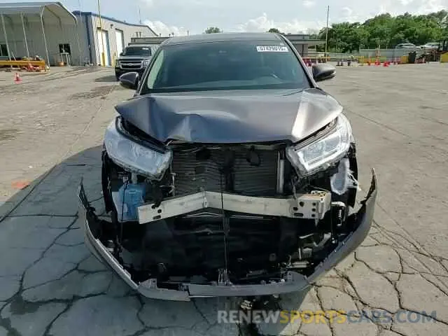 14 Photograph of a damaged car 5TDBZRFH7KS999815 TOYOTA HIGHLANDER 2019