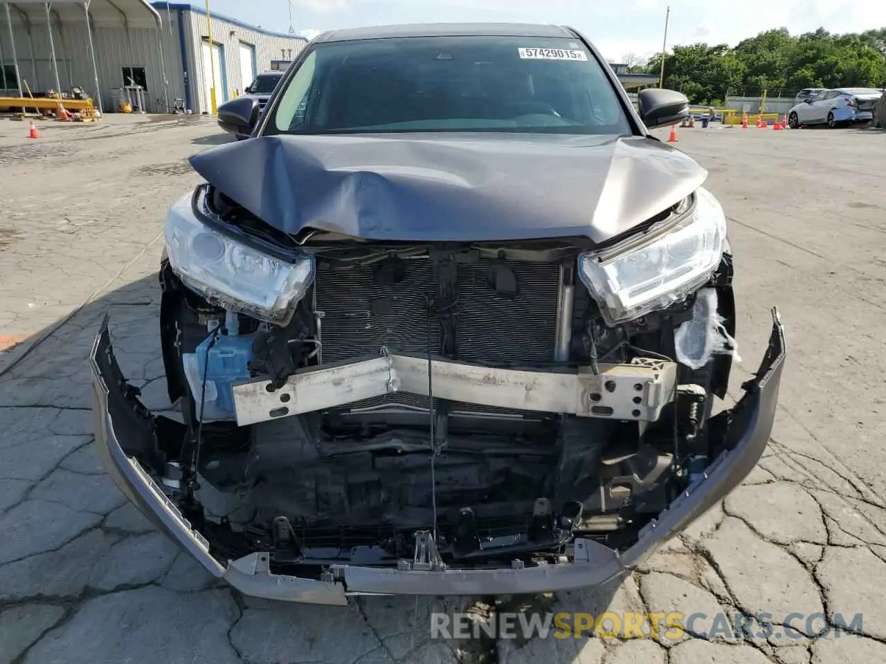 5 Photograph of a damaged car 5TDBZRFH7KS999815 TOYOTA HIGHLANDER 2019