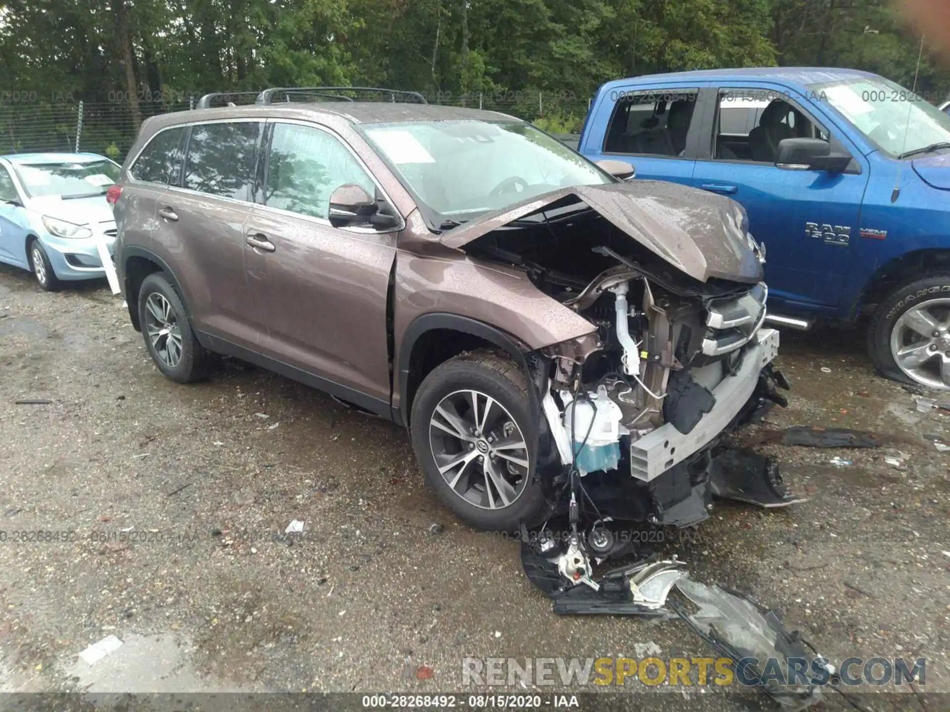 1 Photograph of a damaged car 5TDBZRFH8KS729220 TOYOTA HIGHLANDER 2019