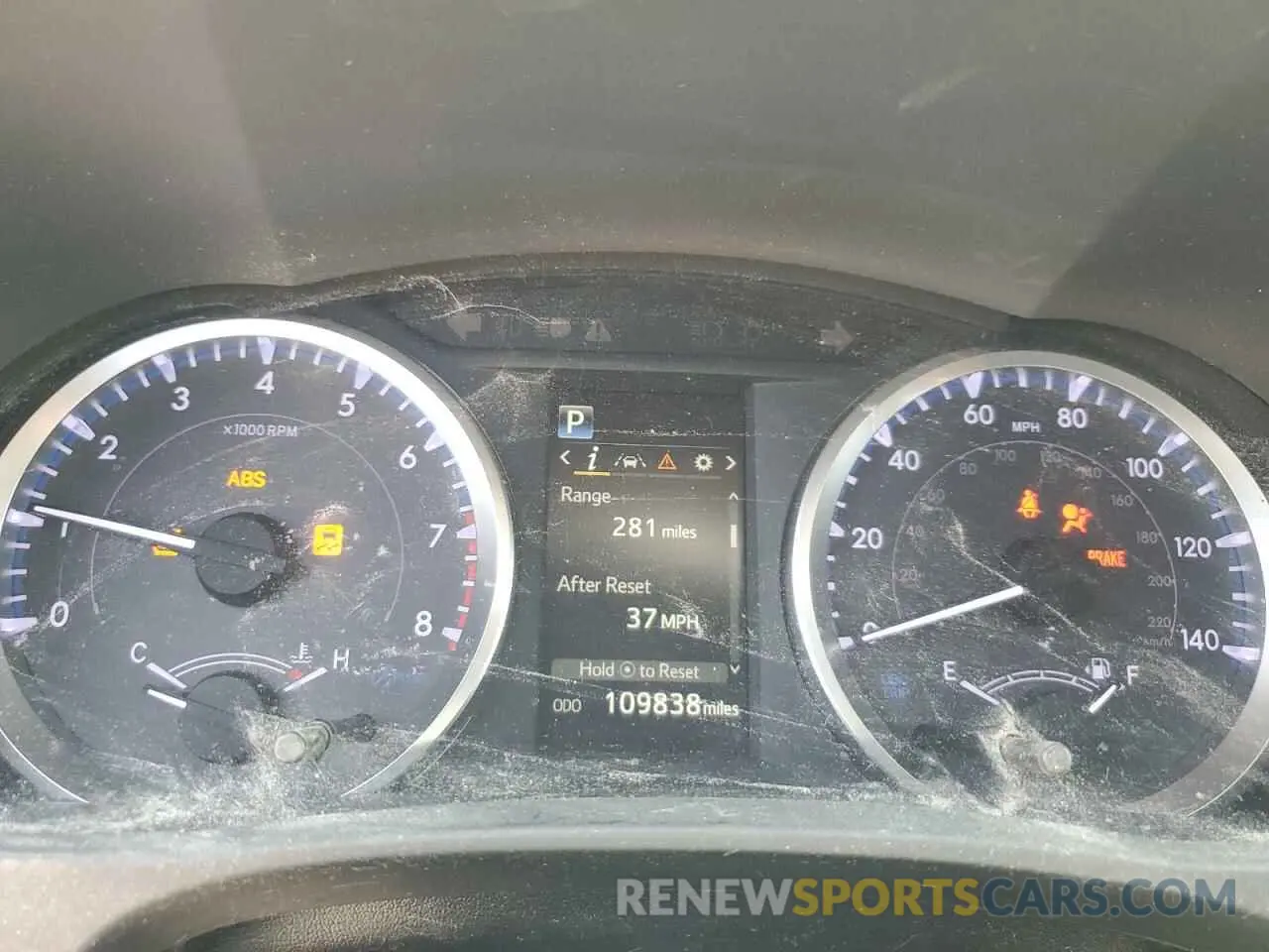 9 Photograph of a damaged car 5TDBZRFH8KS972395 TOYOTA HIGHLANDER 2019