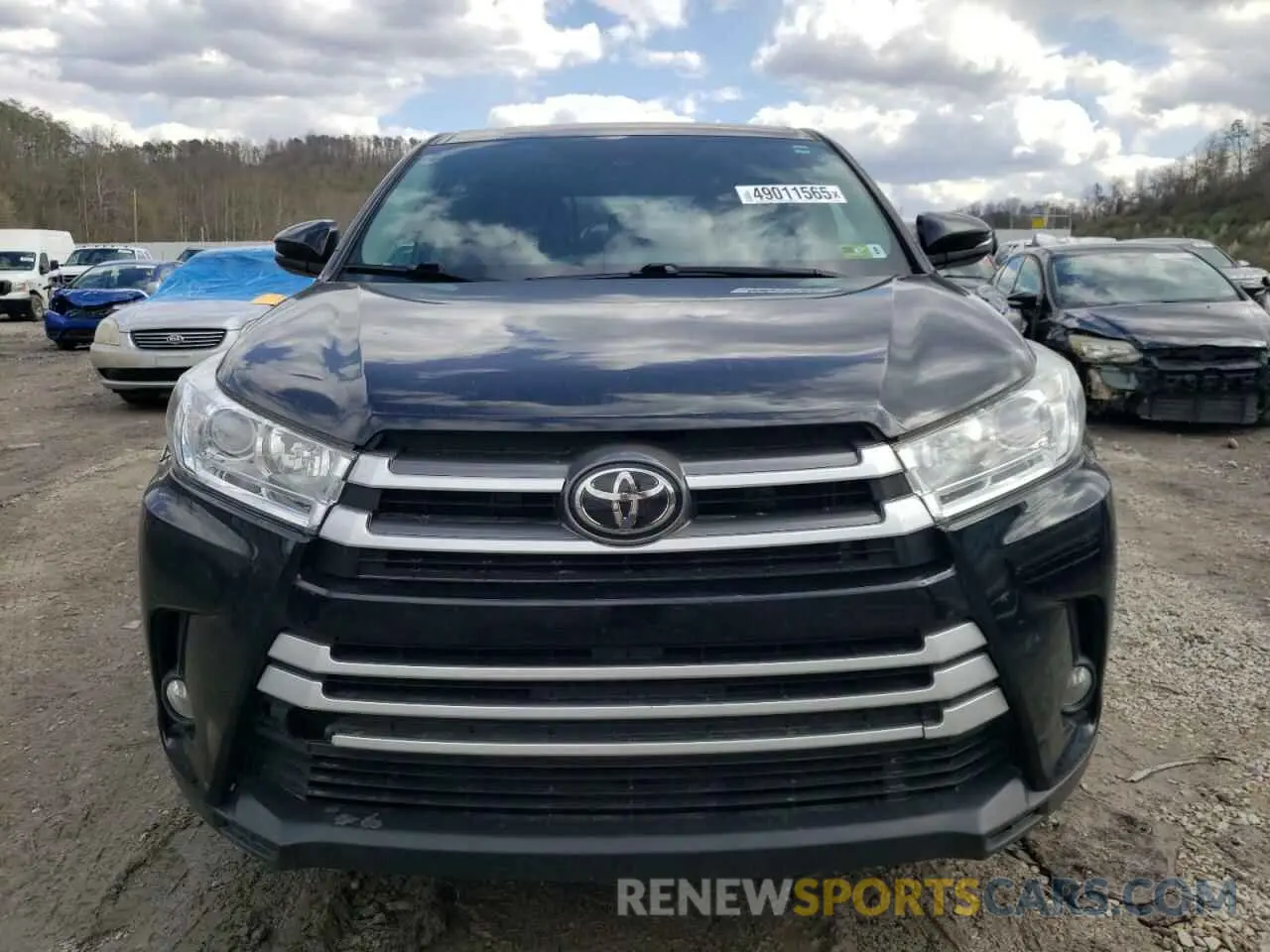 5 Photograph of a damaged car 5TDBZRFH8KS982425 TOYOTA HIGHLANDER 2019