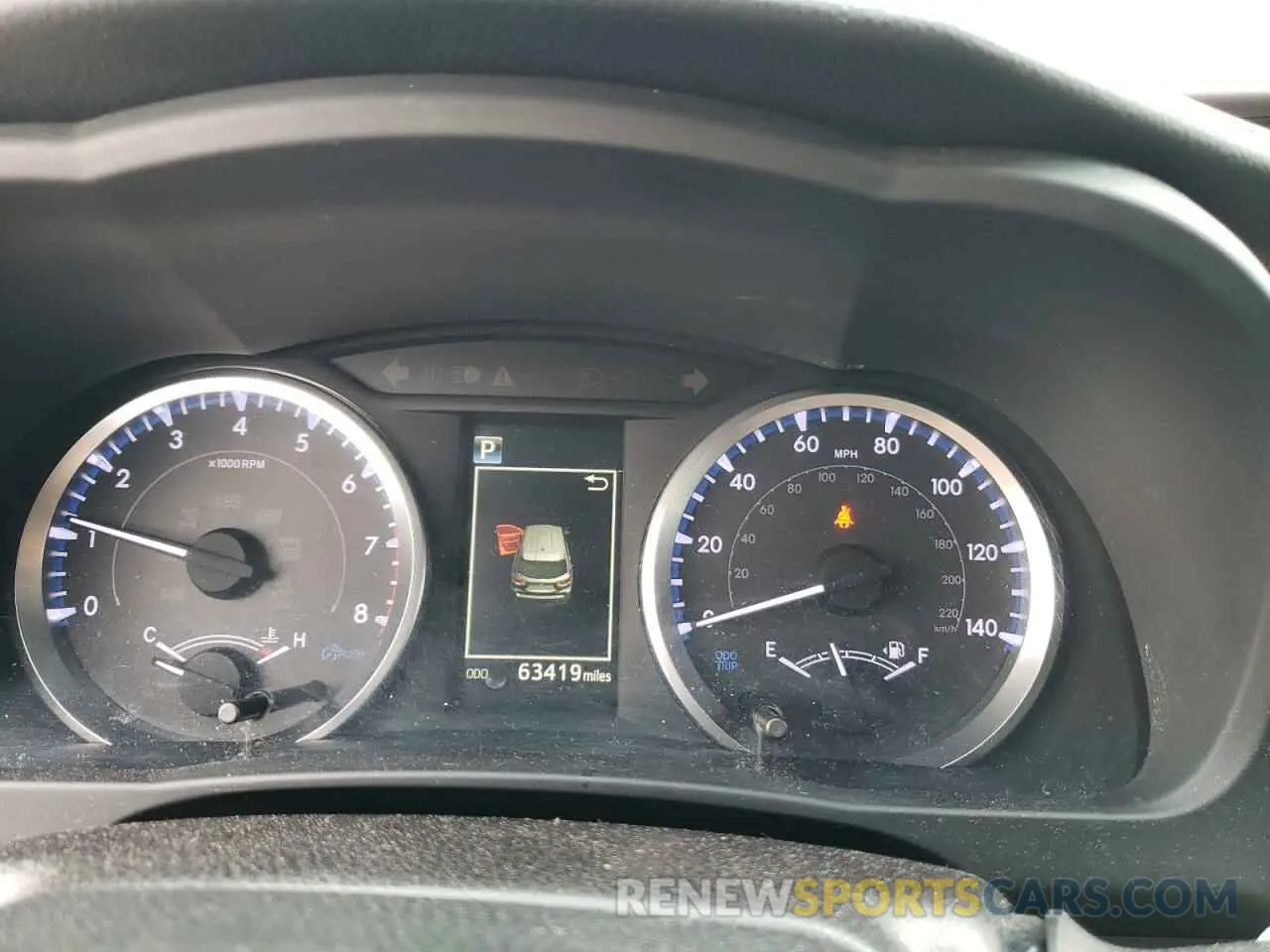 9 Photograph of a damaged car 5TDBZRFH8KS982425 TOYOTA HIGHLANDER 2019