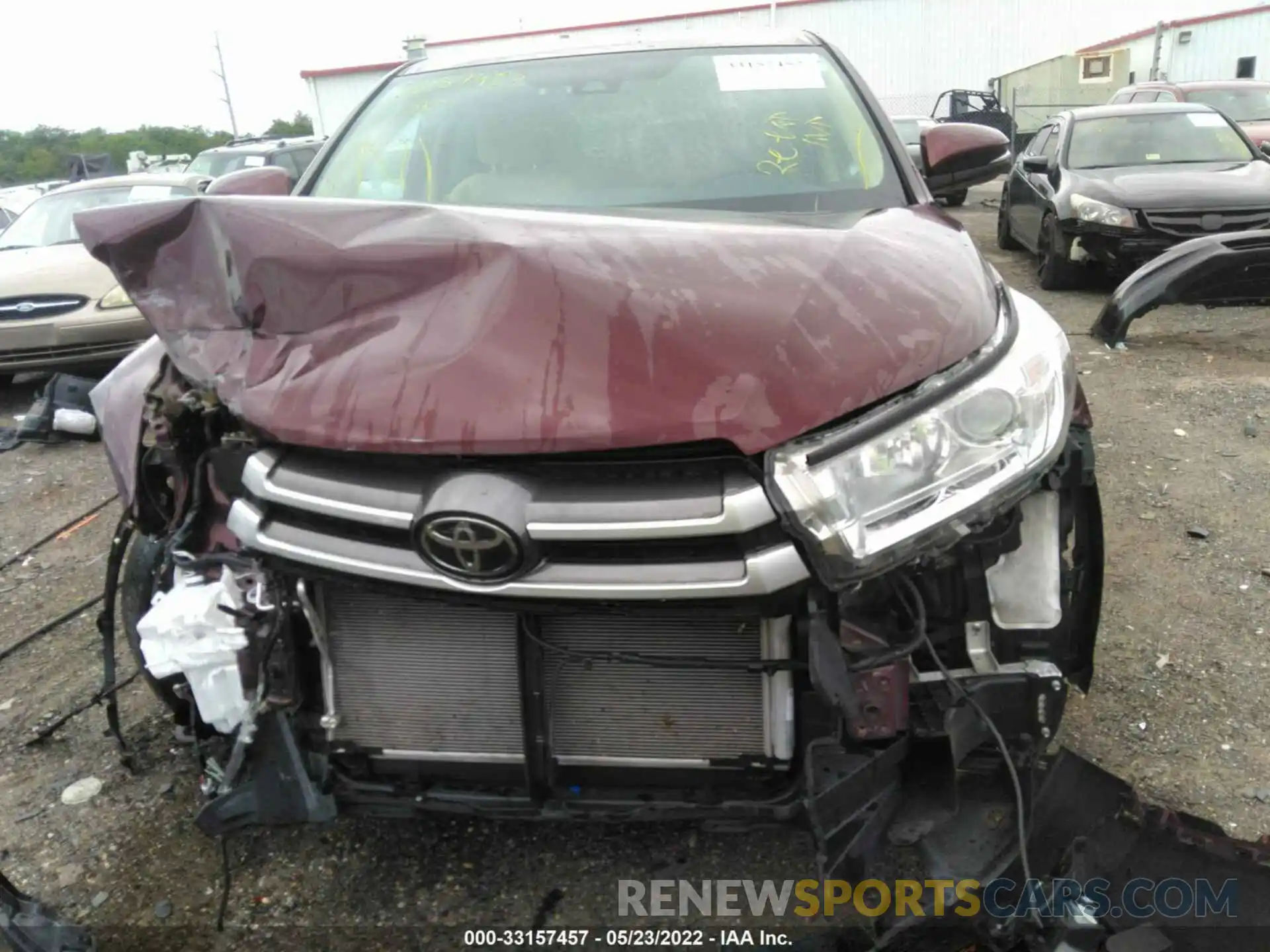 6 Photograph of a damaged car 5TDBZRFH8KS990380 TOYOTA HIGHLANDER 2019