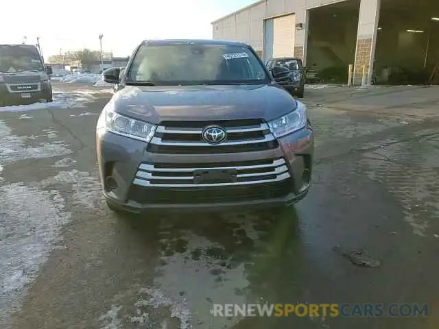14 Photograph of a damaged car 5TDBZRFH9KS744003 TOYOTA HIGHLANDER 2019