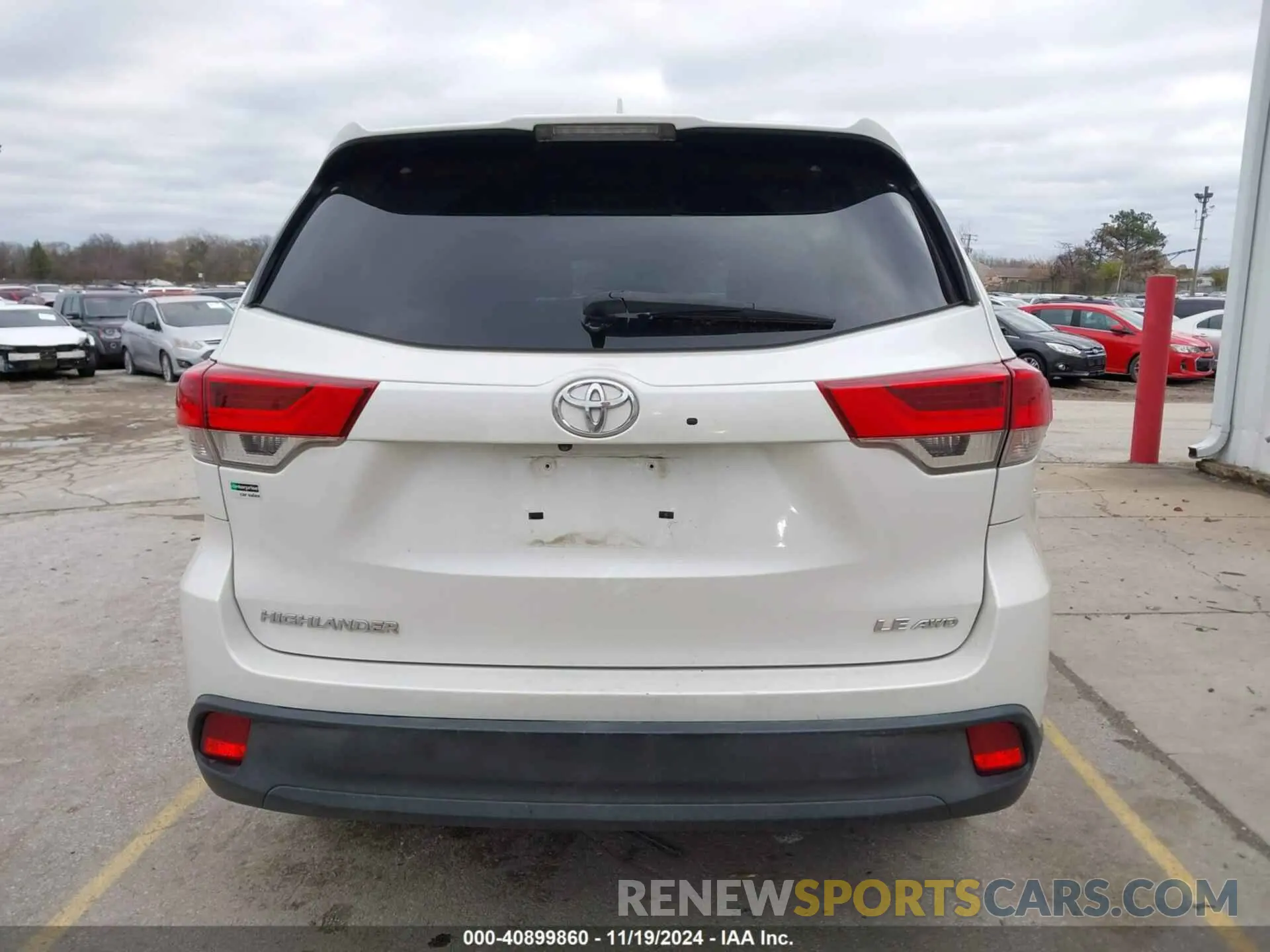 16 Photograph of a damaged car 5TDBZRFH9KS932424 TOYOTA HIGHLANDER 2019