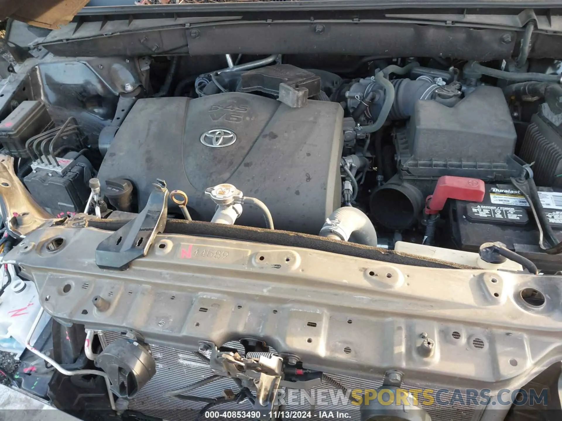 10 Photograph of a damaged car 5TDBZRFH9KS958859 TOYOTA HIGHLANDER 2019
